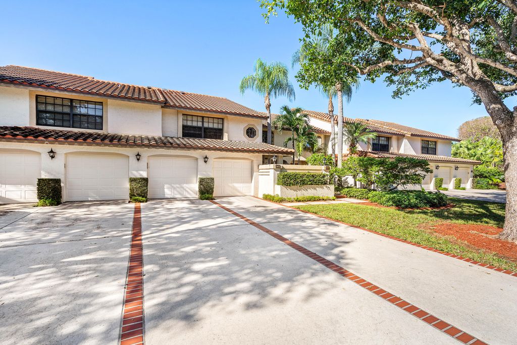 Photo of 7977 La Mirada Drive, Boca Raton, FL 33433 (MLS # R11145578)
