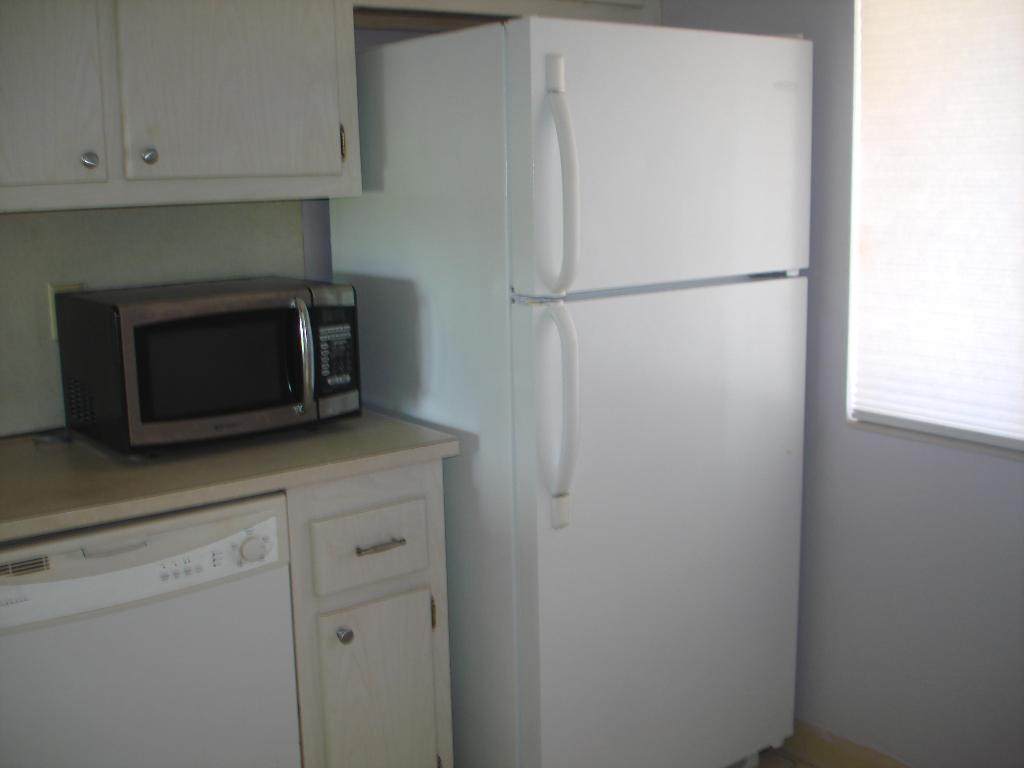 FOUNTAINS OF PALM BEACH CONDO 7 - Residential