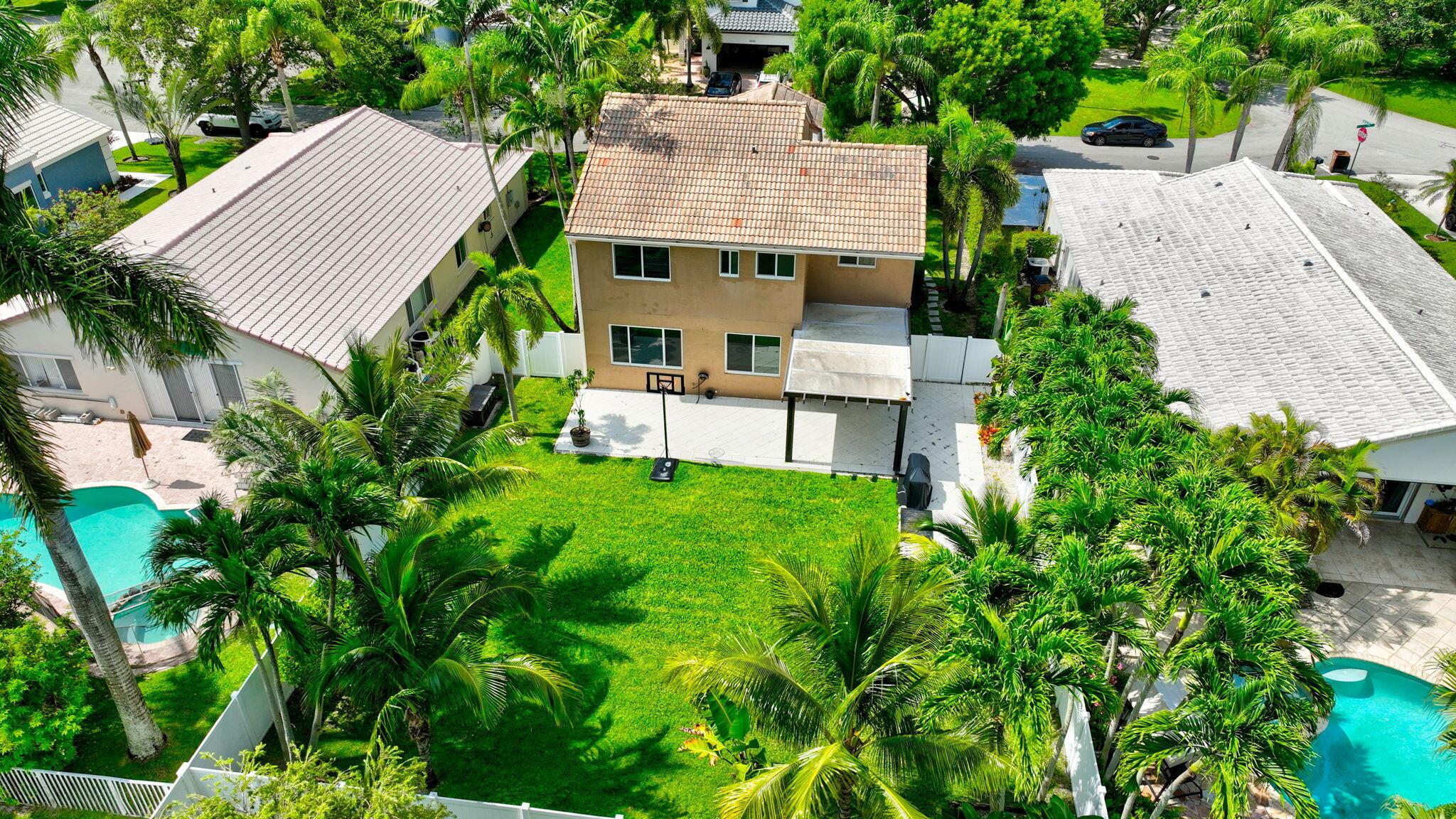 4551 NW 7th Street