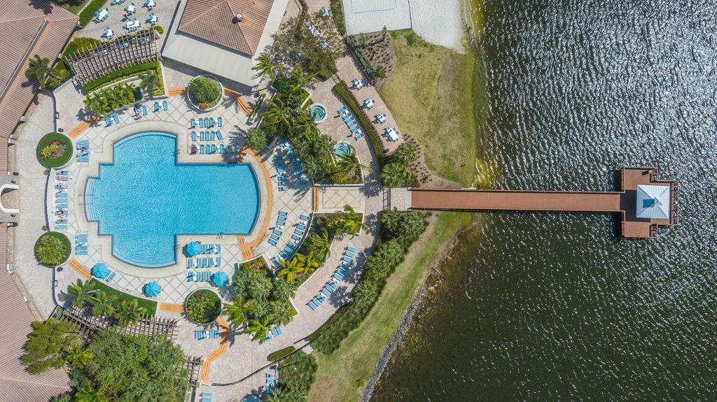 Photo of 128 Evergrene Parkway #5-B, Palm Beach Gardens, FL 33410 (MLS # R10966774)