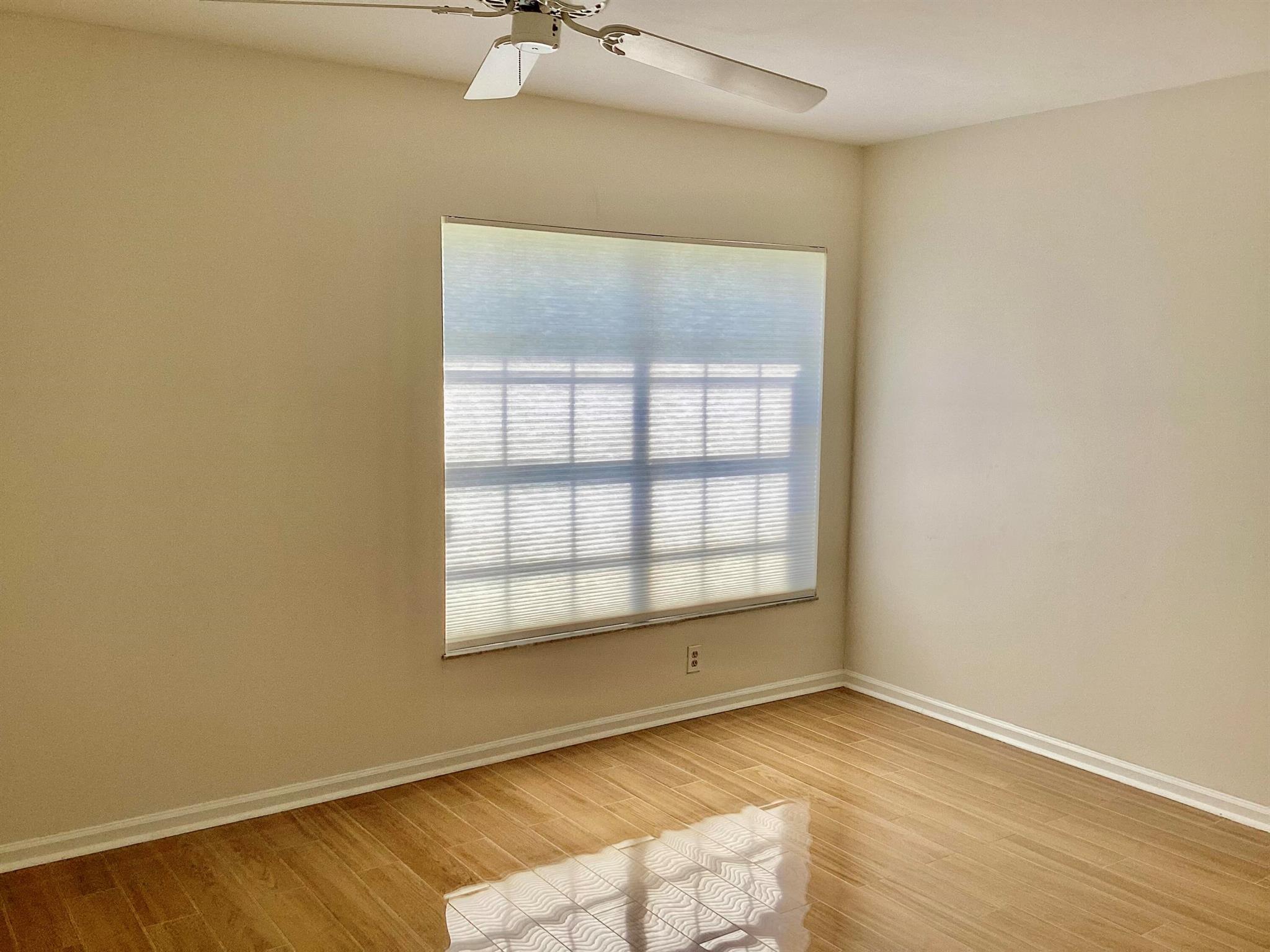 ARBOR WOOD VILLAS - Residential Lease