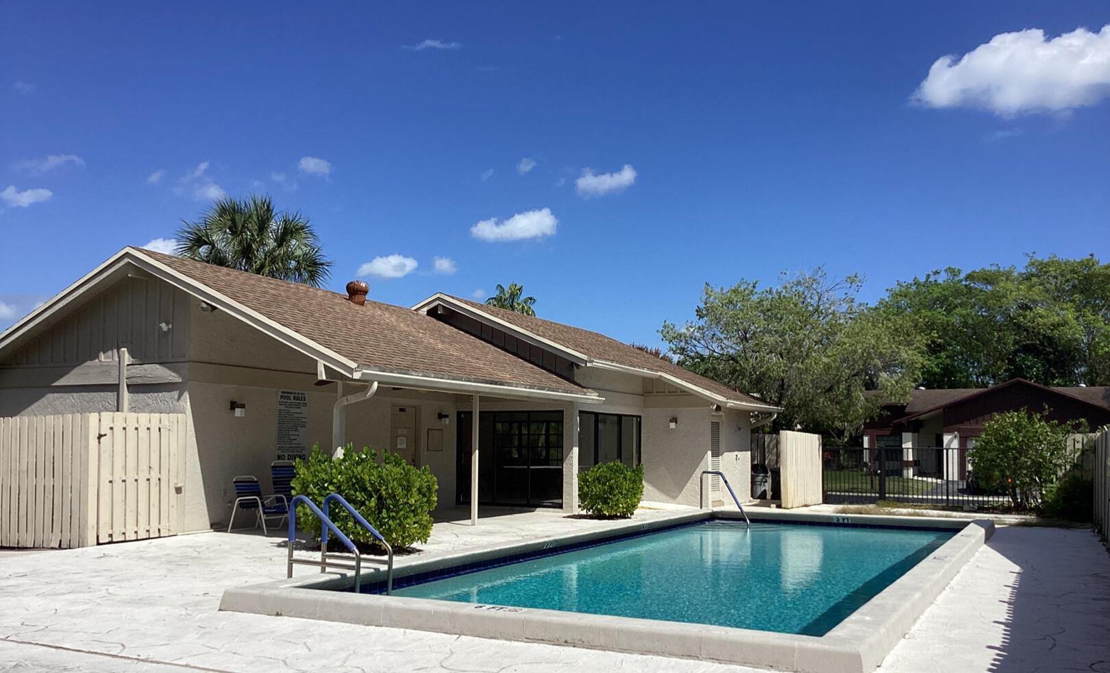 ARBOR WOOD VILLAS - Residential Lease