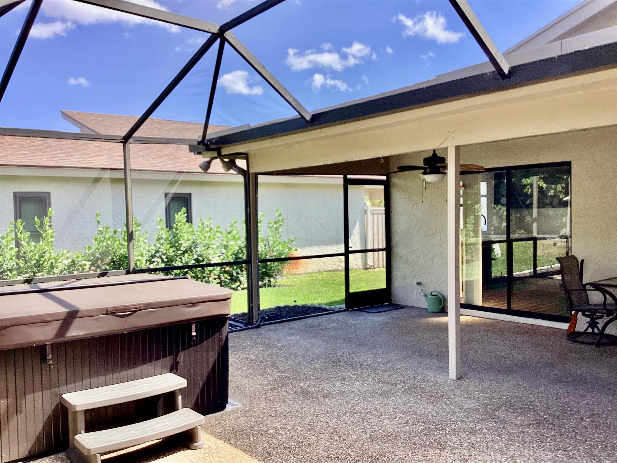 ARBOR WOOD VILLAS - Residential Lease