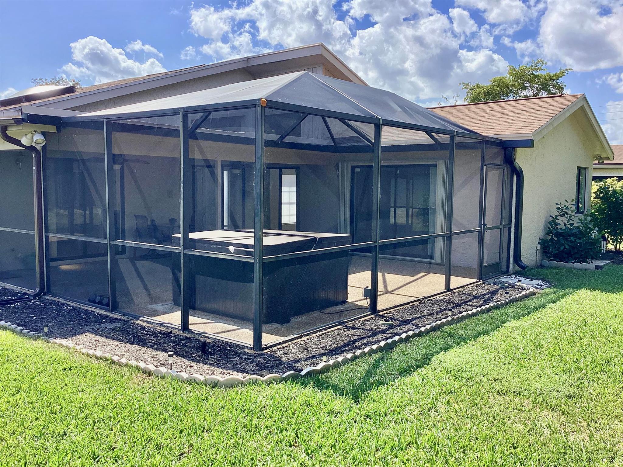 ARBOR WOOD VILLAS - Residential Lease