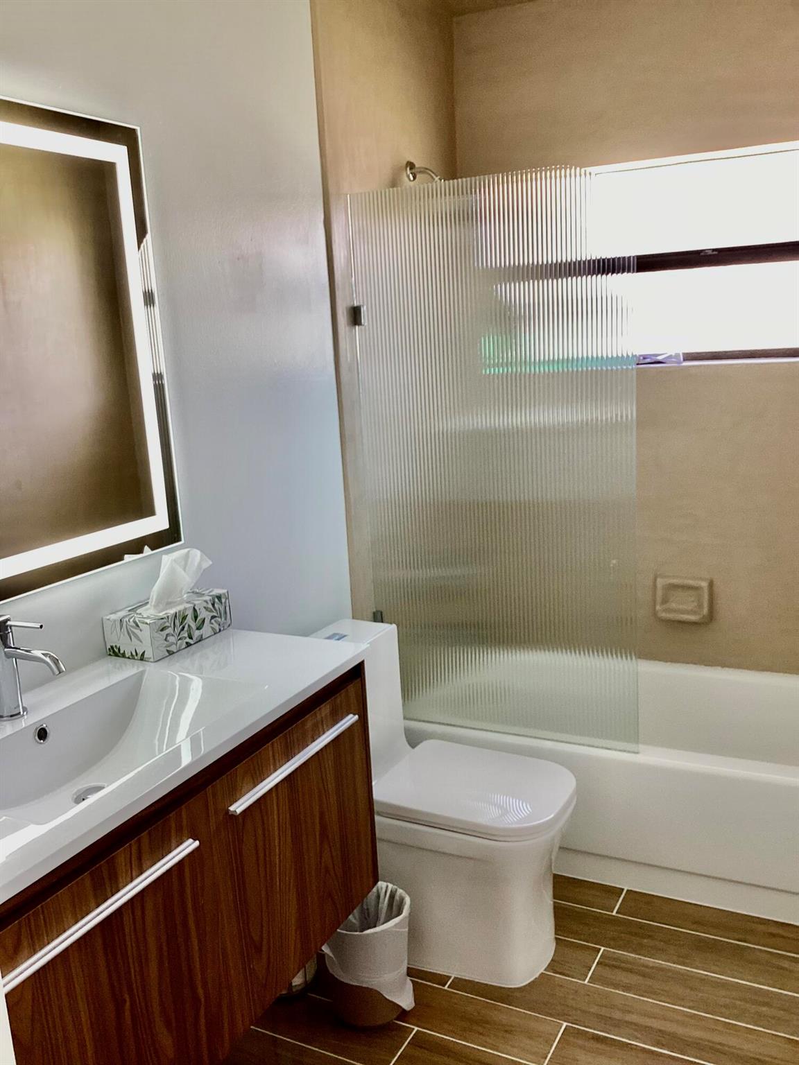 ARBOR WOOD VILLAS - Residential Lease