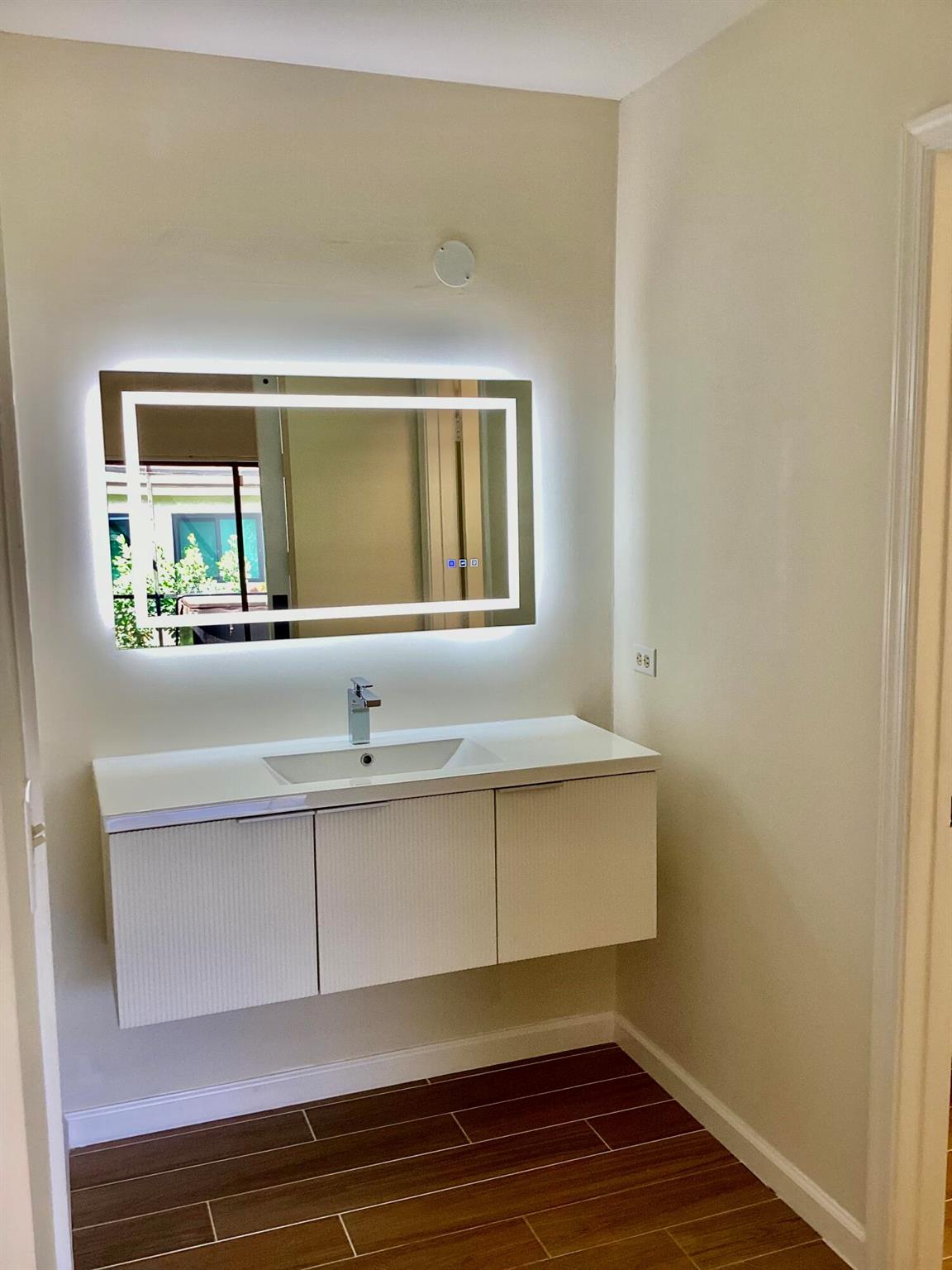 ARBOR WOOD VILLAS - Residential Lease