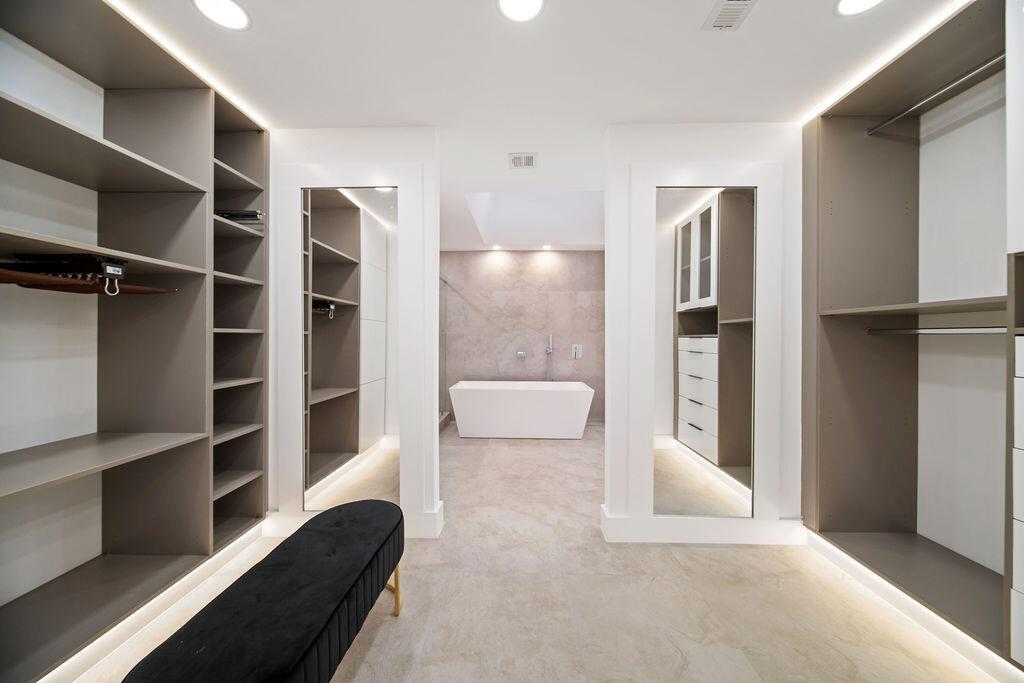 BOCA WOODS COUNTRY CLUB 1 - Residential