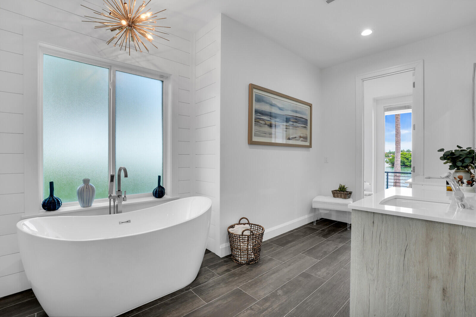 RIO VISTA OF ISLAND SHORES - Residential