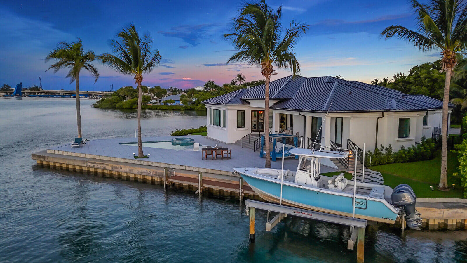 RIO VISTA OF ISLAND SHORES - Residential