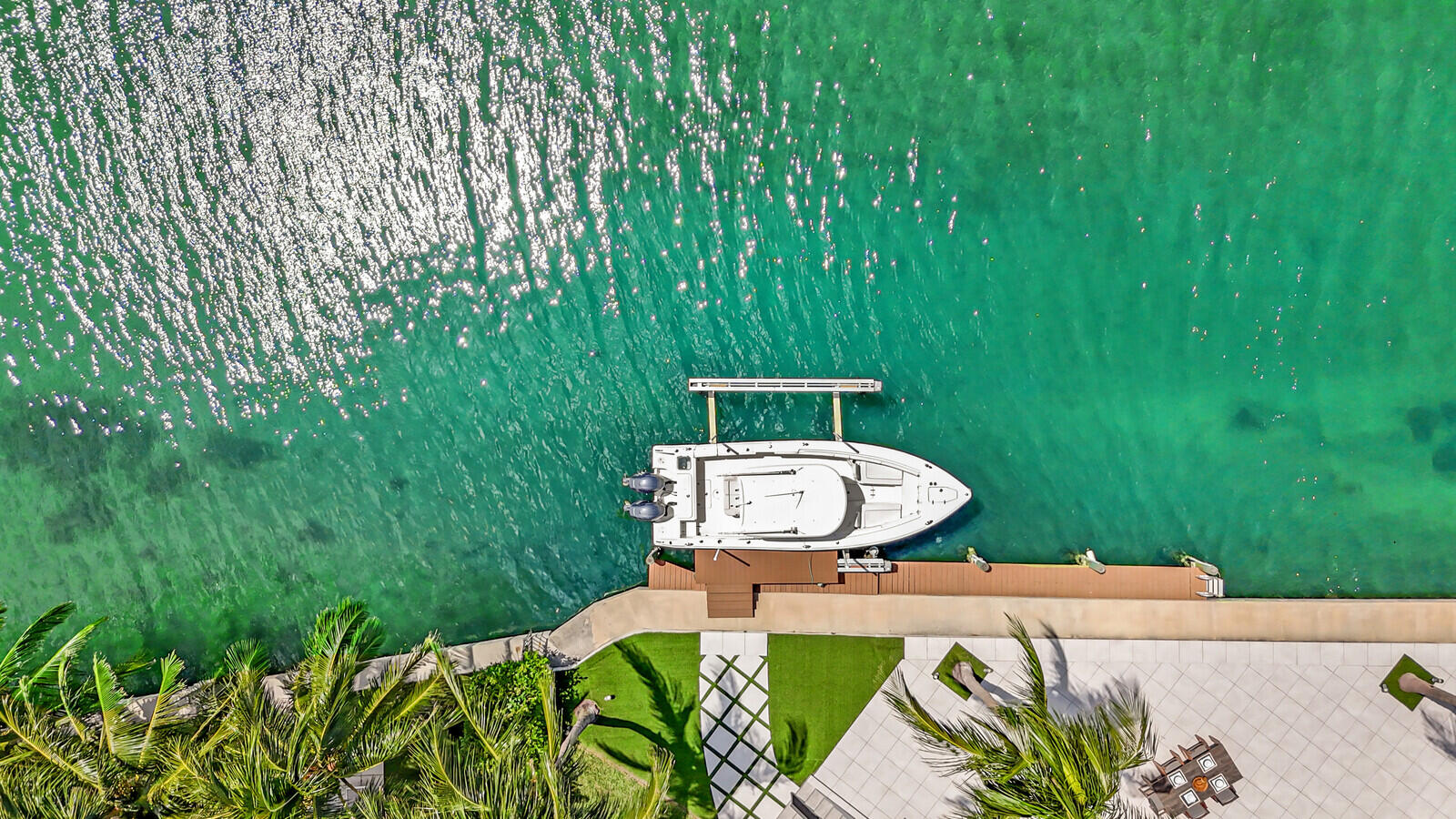 RIO VISTA OF ISLAND SHORES - Residential