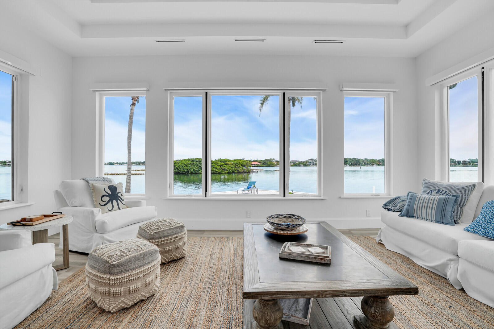 RIO VISTA OF ISLAND SHORES - Residential