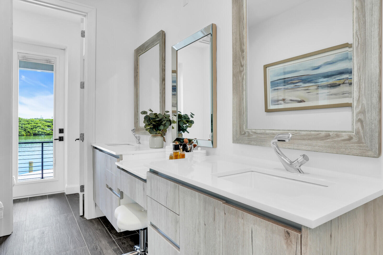 RIO VISTA OF ISLAND SHORES - Residential