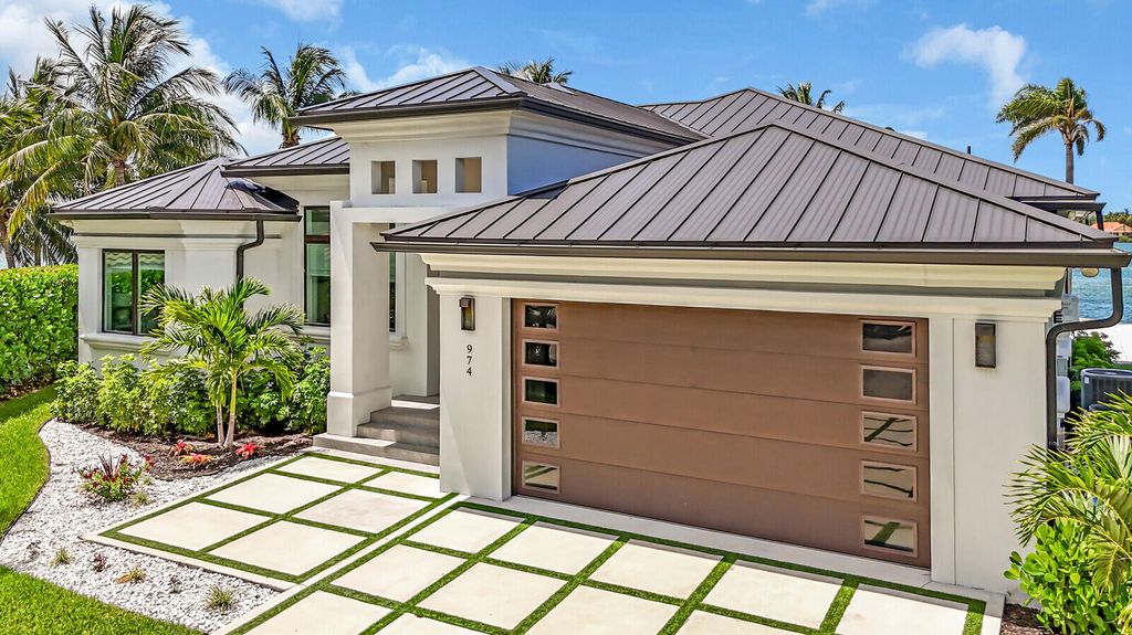 Photo of 974 Marlin Drive, Jupiter, FL 33458 (MLS # B26018557)