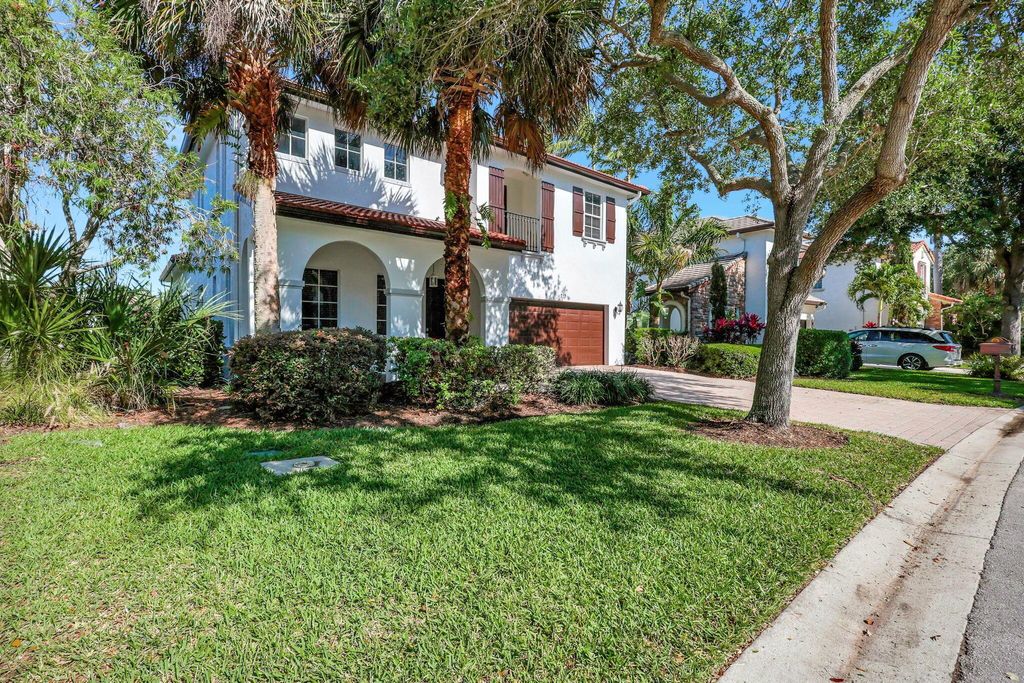 Photo of 713 Bocce Court, Palm Beach Gardens, FL 33410 (MLS # R10981358)