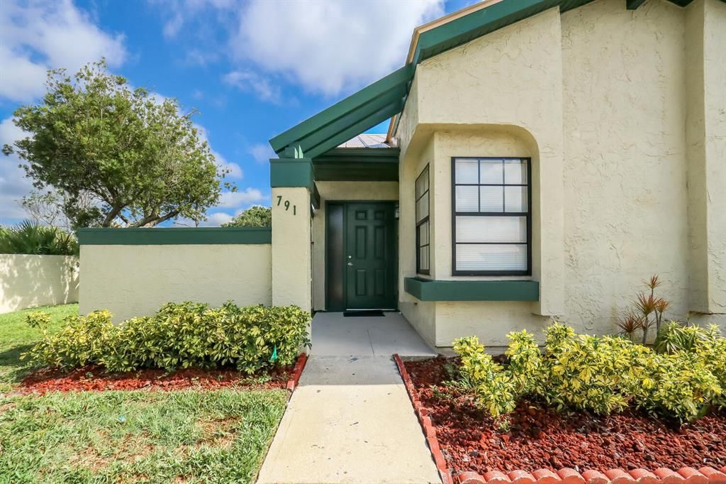 Photo of 791 SW Claudia Avenue Ave, Port St Lucie, FL 34953 (MLS # R10807022)