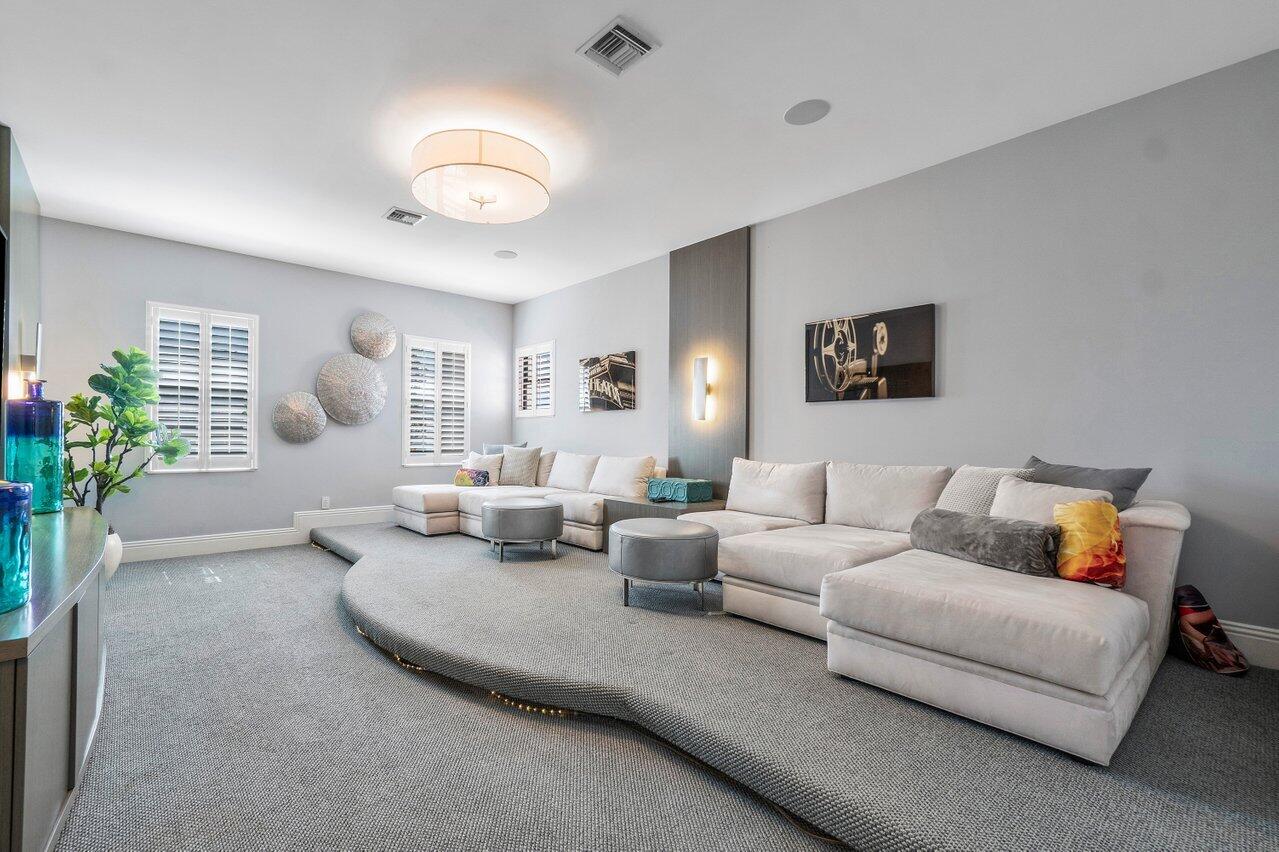 Royal Palm Polo - Residential