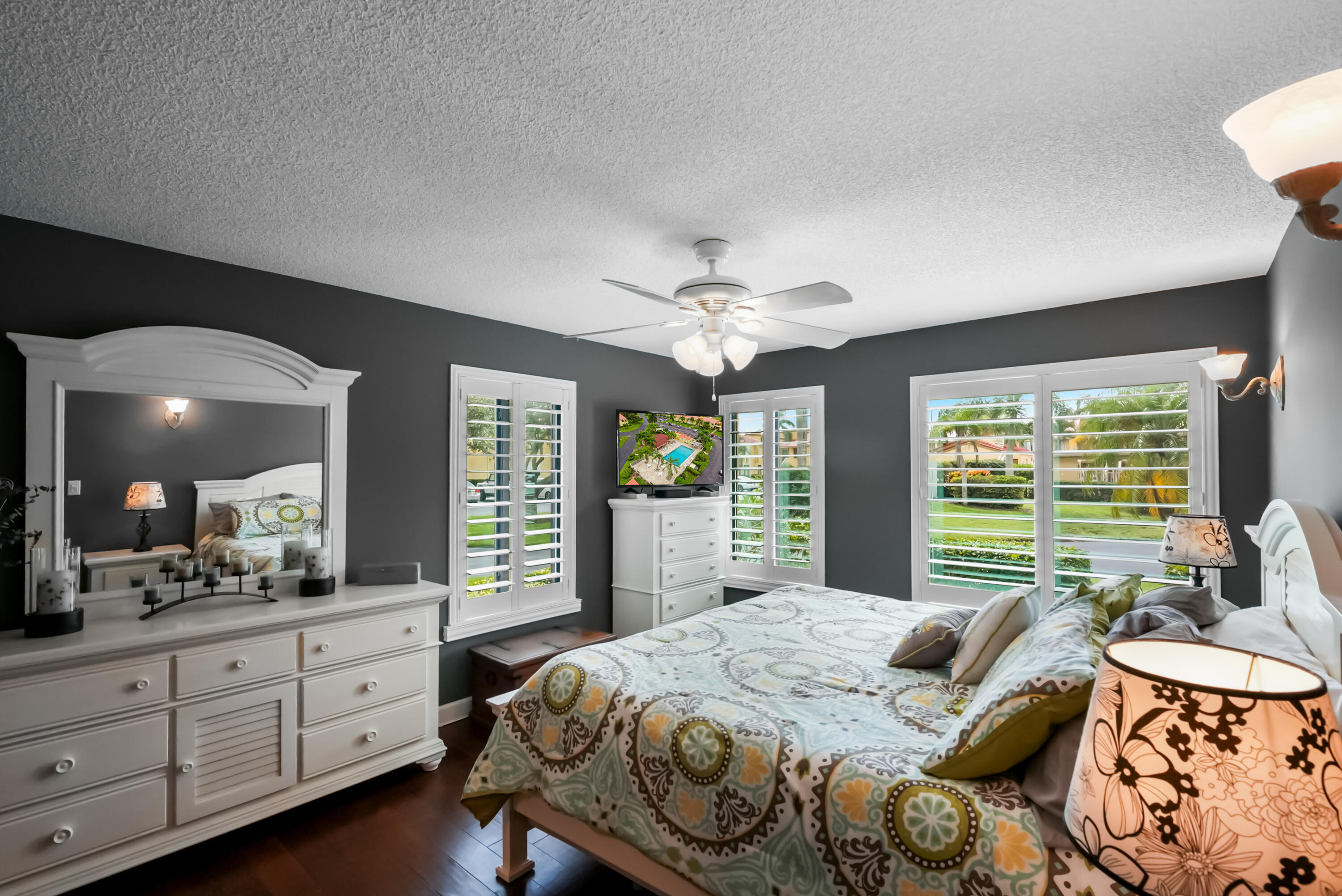 MILES GRANT CONDO - Residential