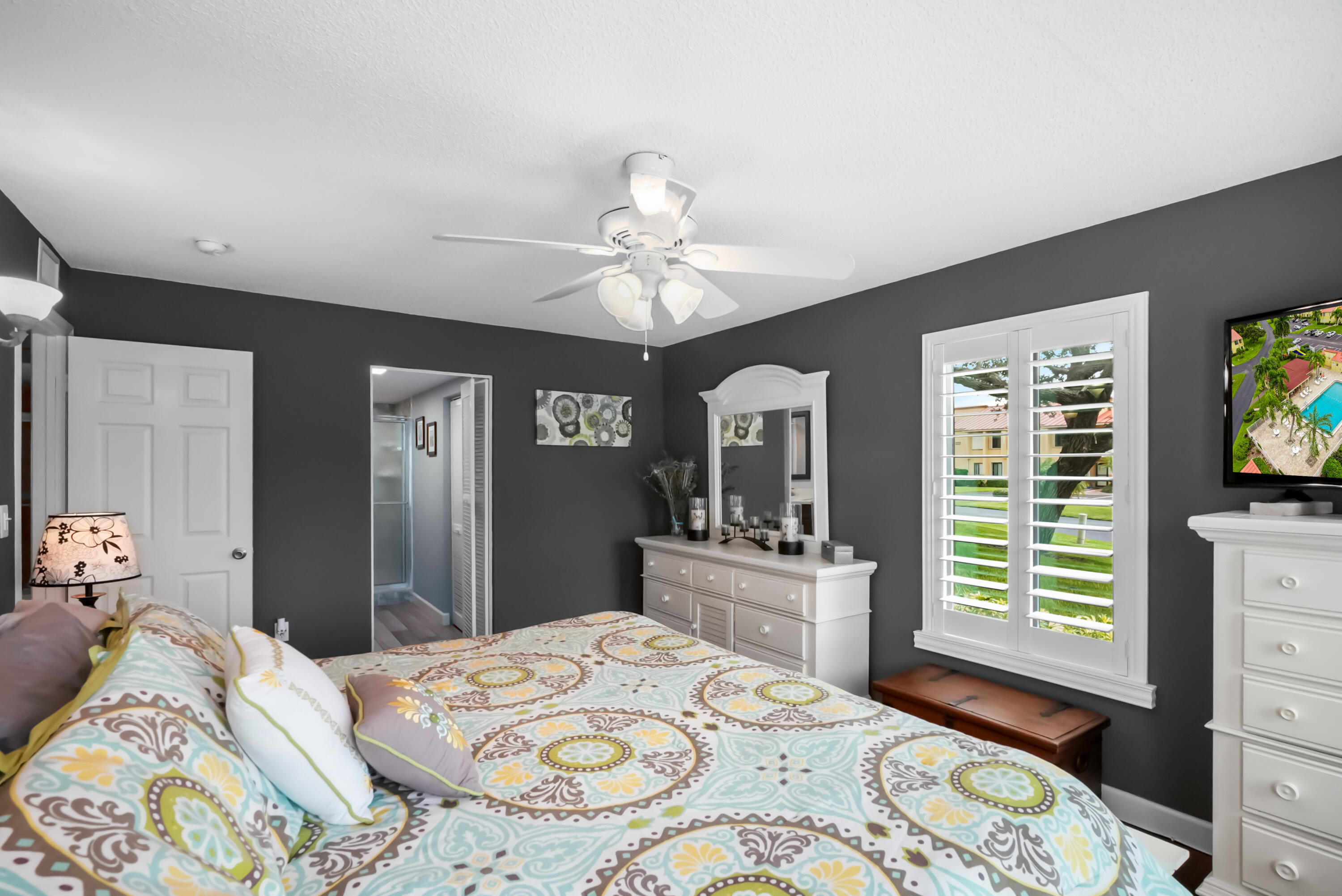 MILES GRANT CONDO - Residential