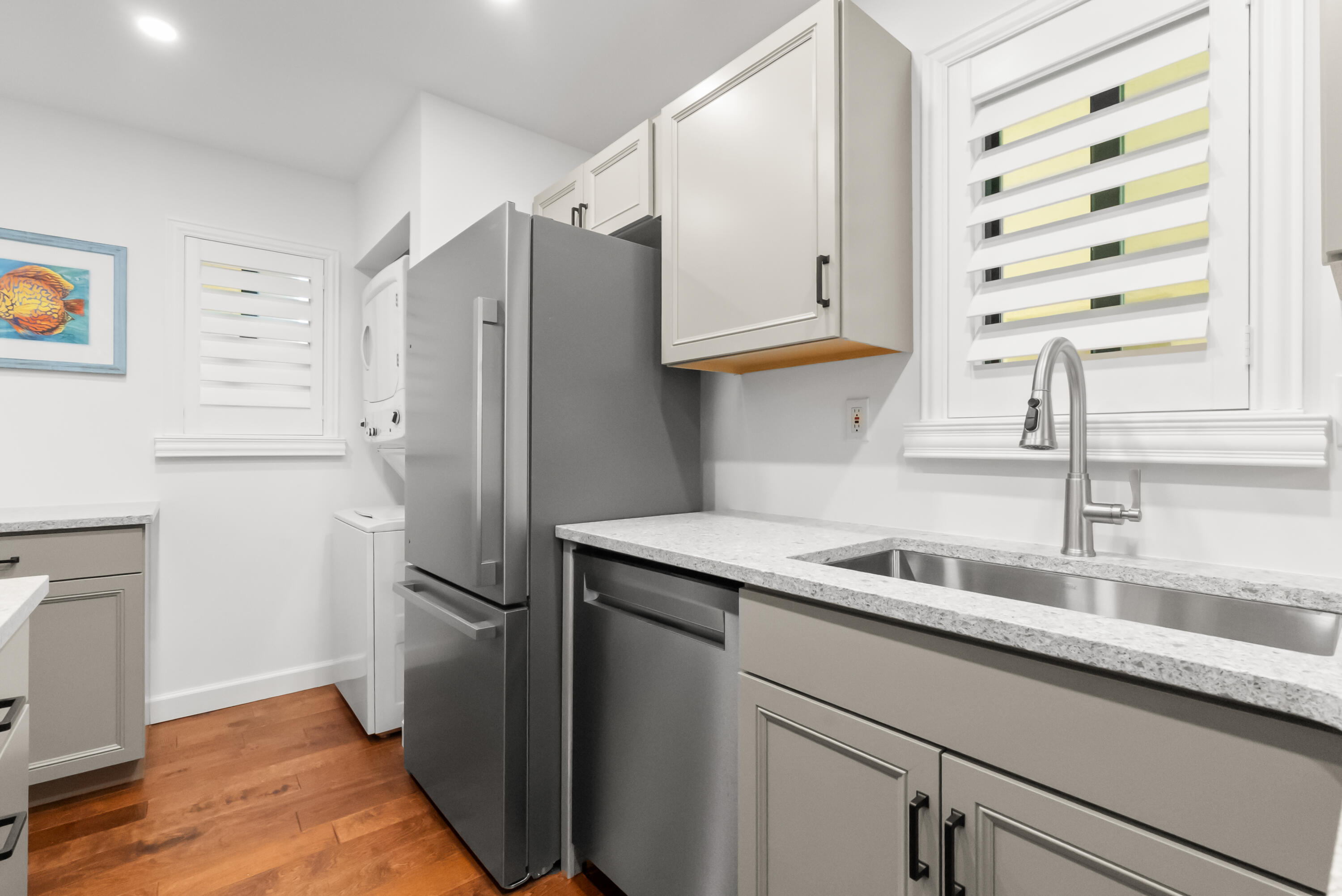 MILES GRANT CONDO - Residential