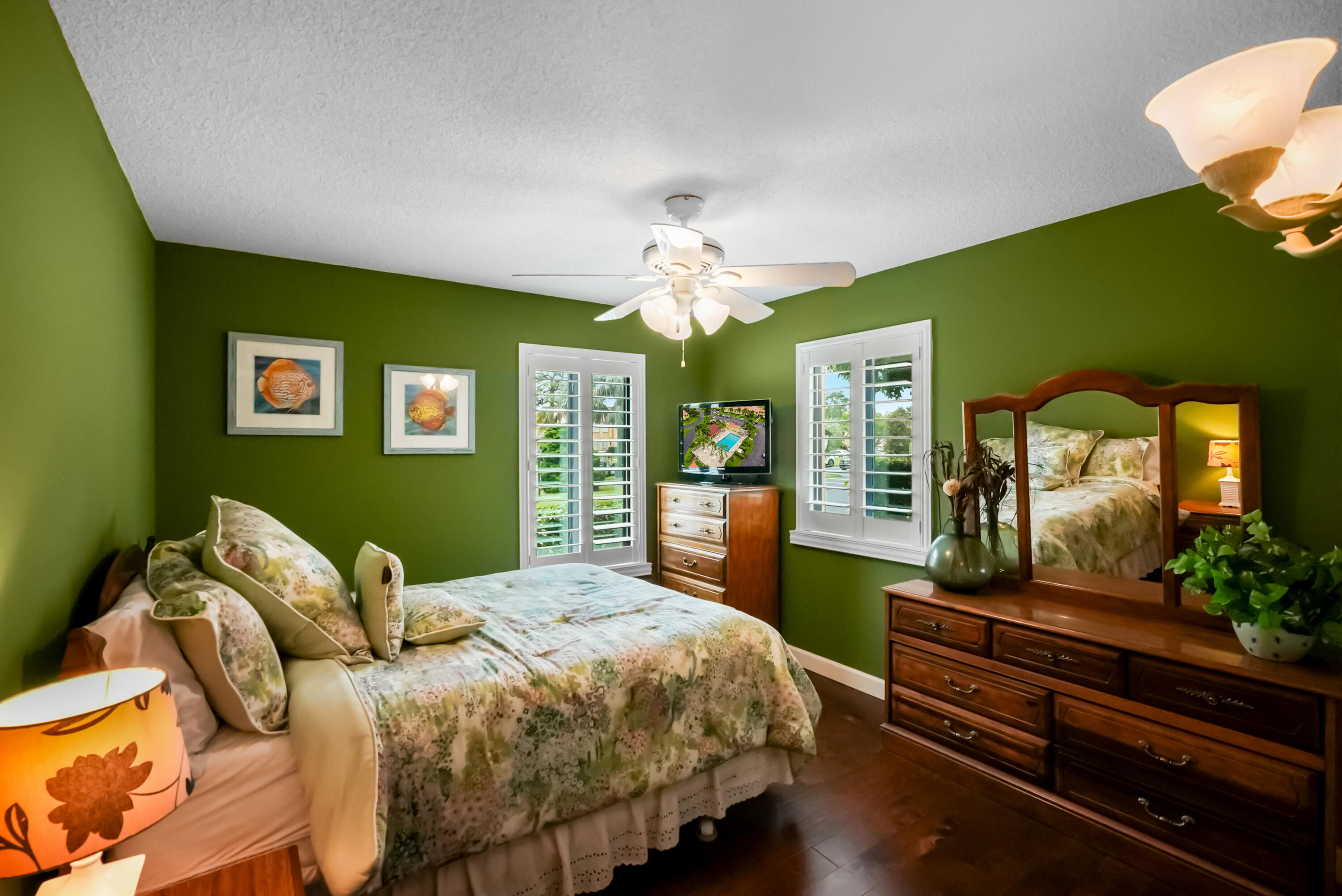 MILES GRANT CONDO - Residential