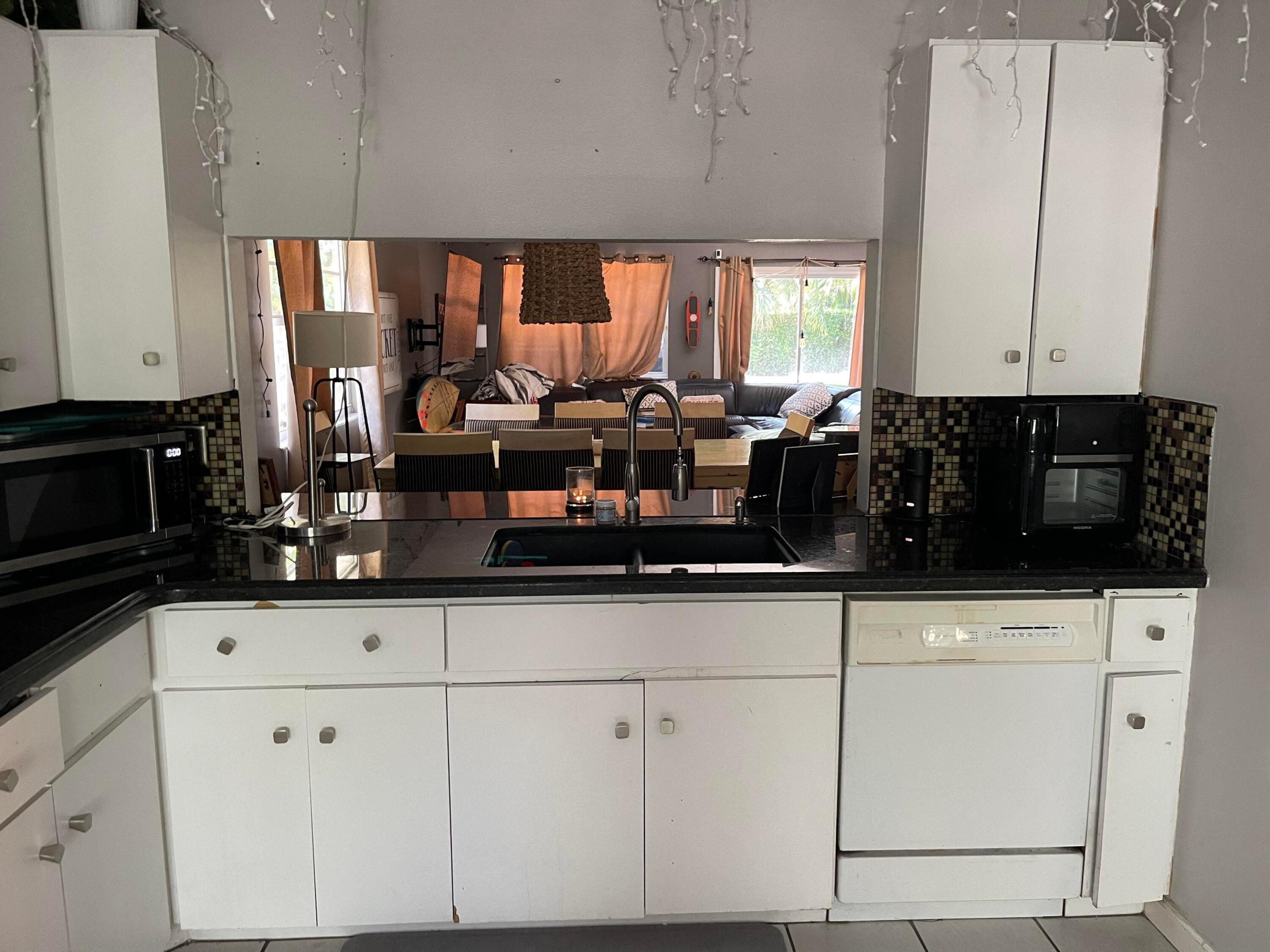 LAKESIDE POINT ADD TO LANTANA - Residential