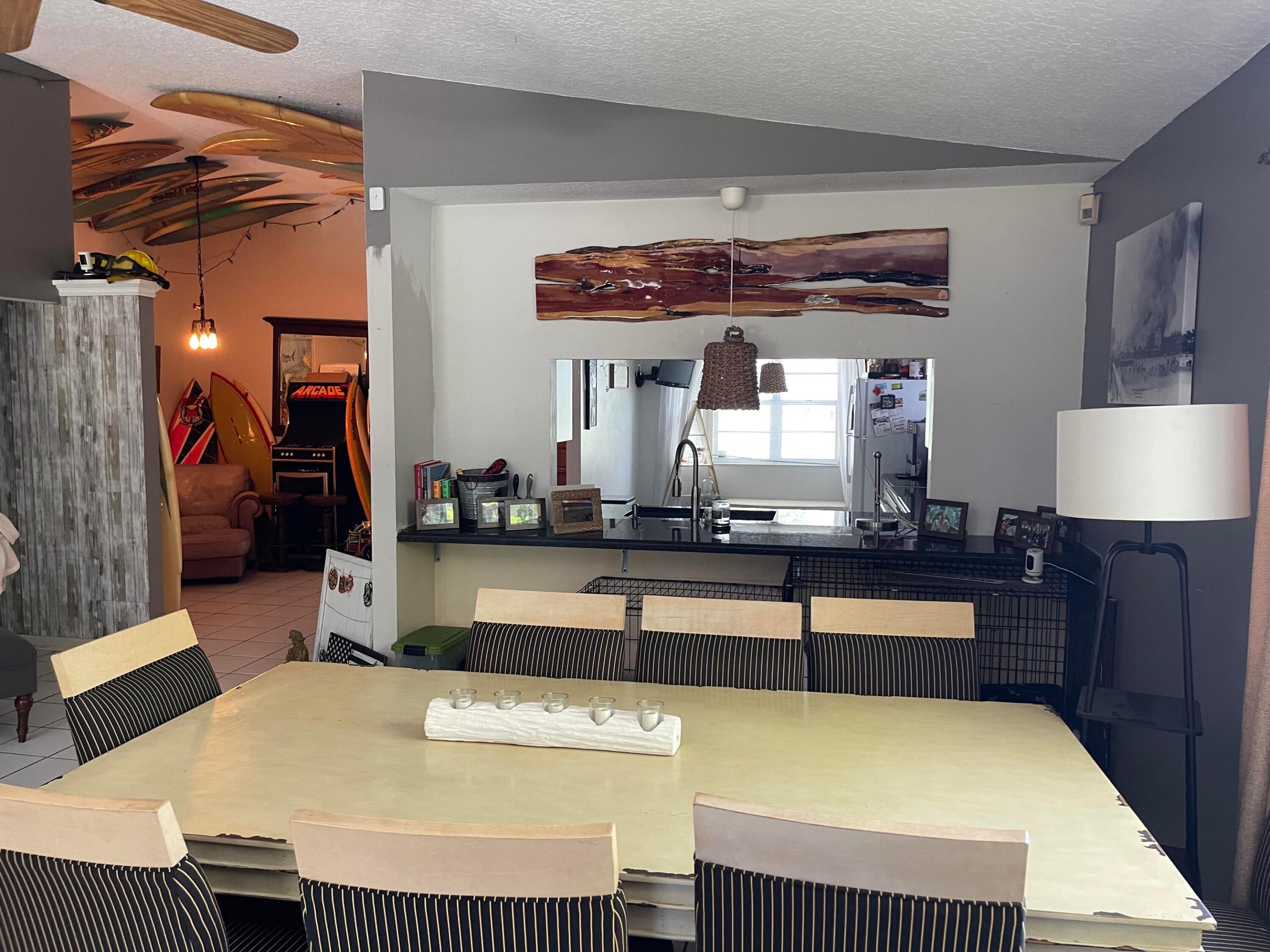 LAKESIDE POINT ADD TO LANTANA - Residential