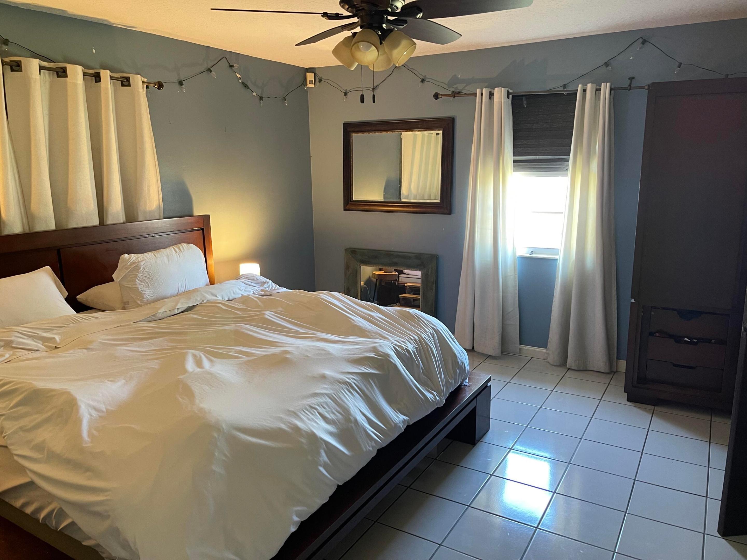 LAKESIDE POINT ADD TO LANTANA - Residential