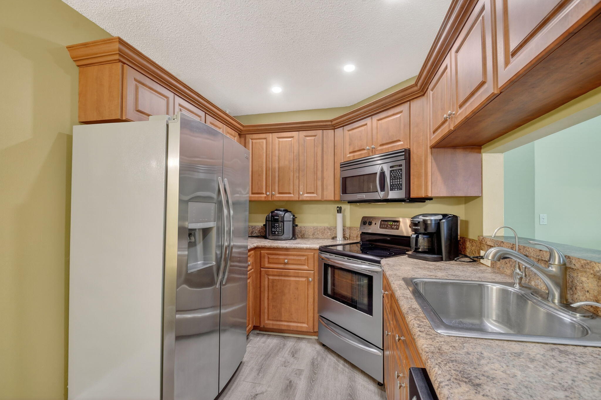 LAKESIDE GREEN 7 - Residential