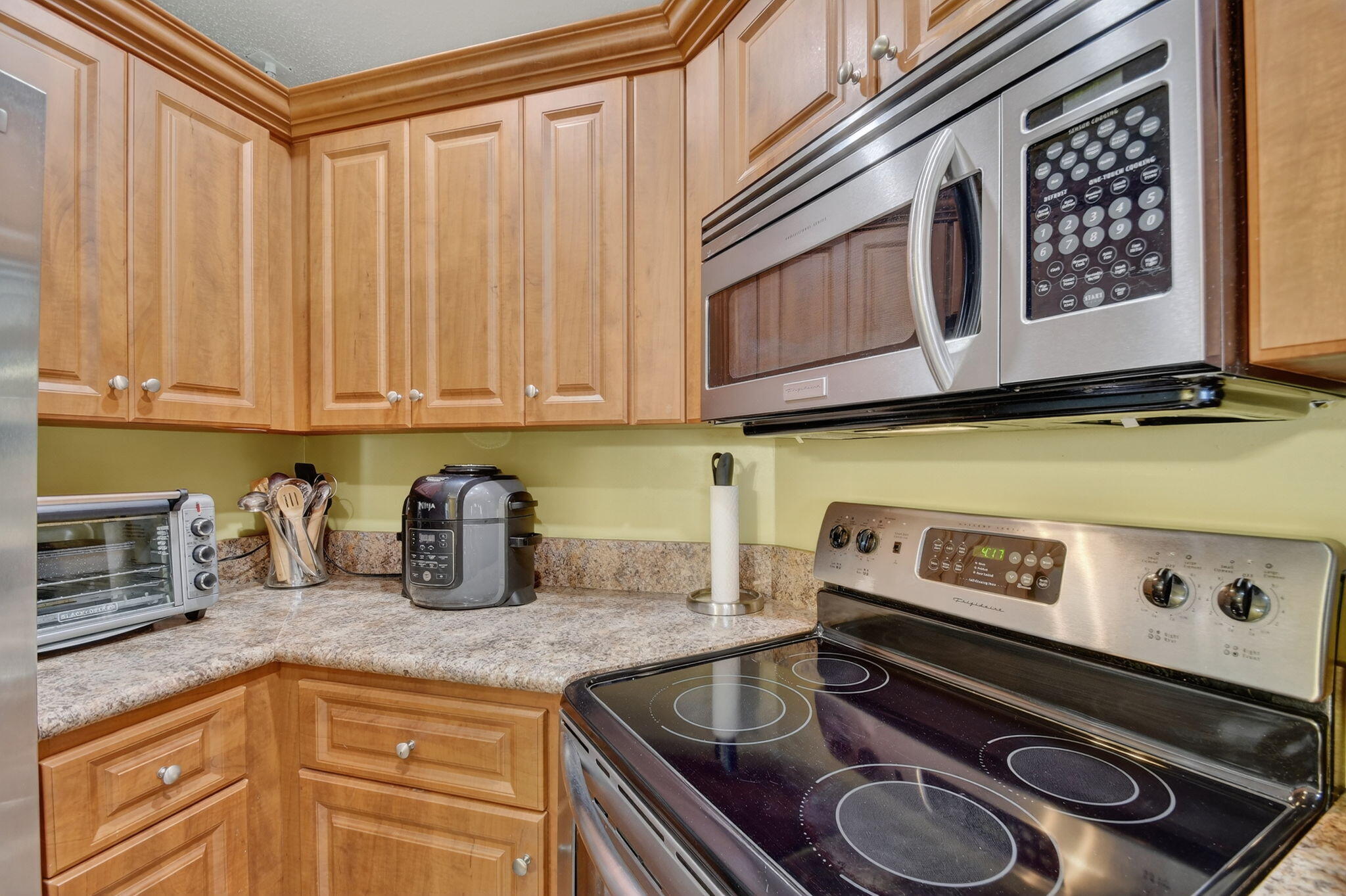 LAKESIDE GREEN 7 - Residential