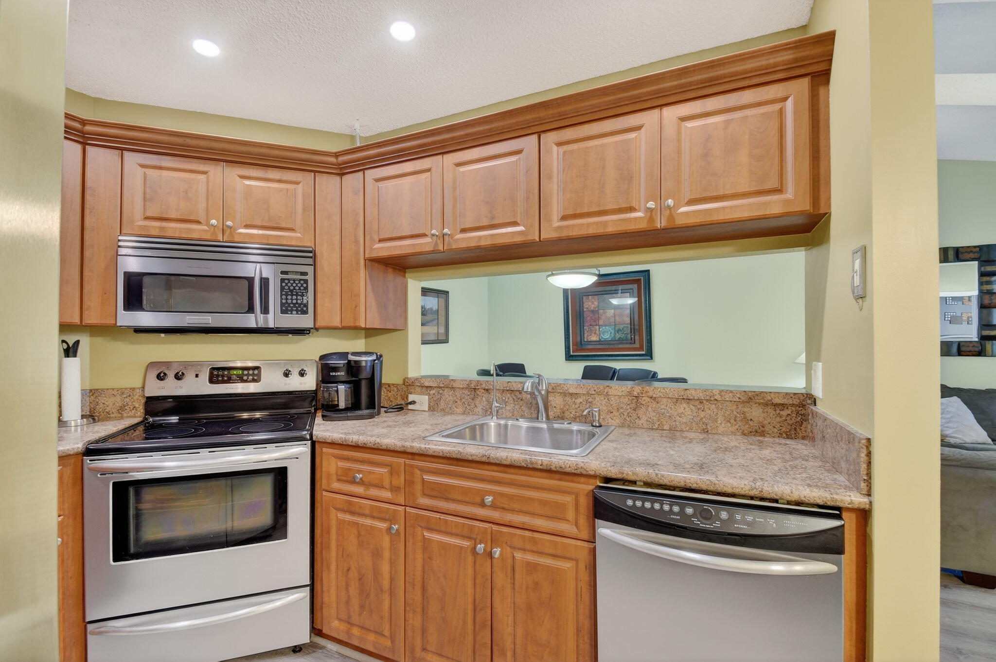 LAKESIDE GREEN 7 - Residential