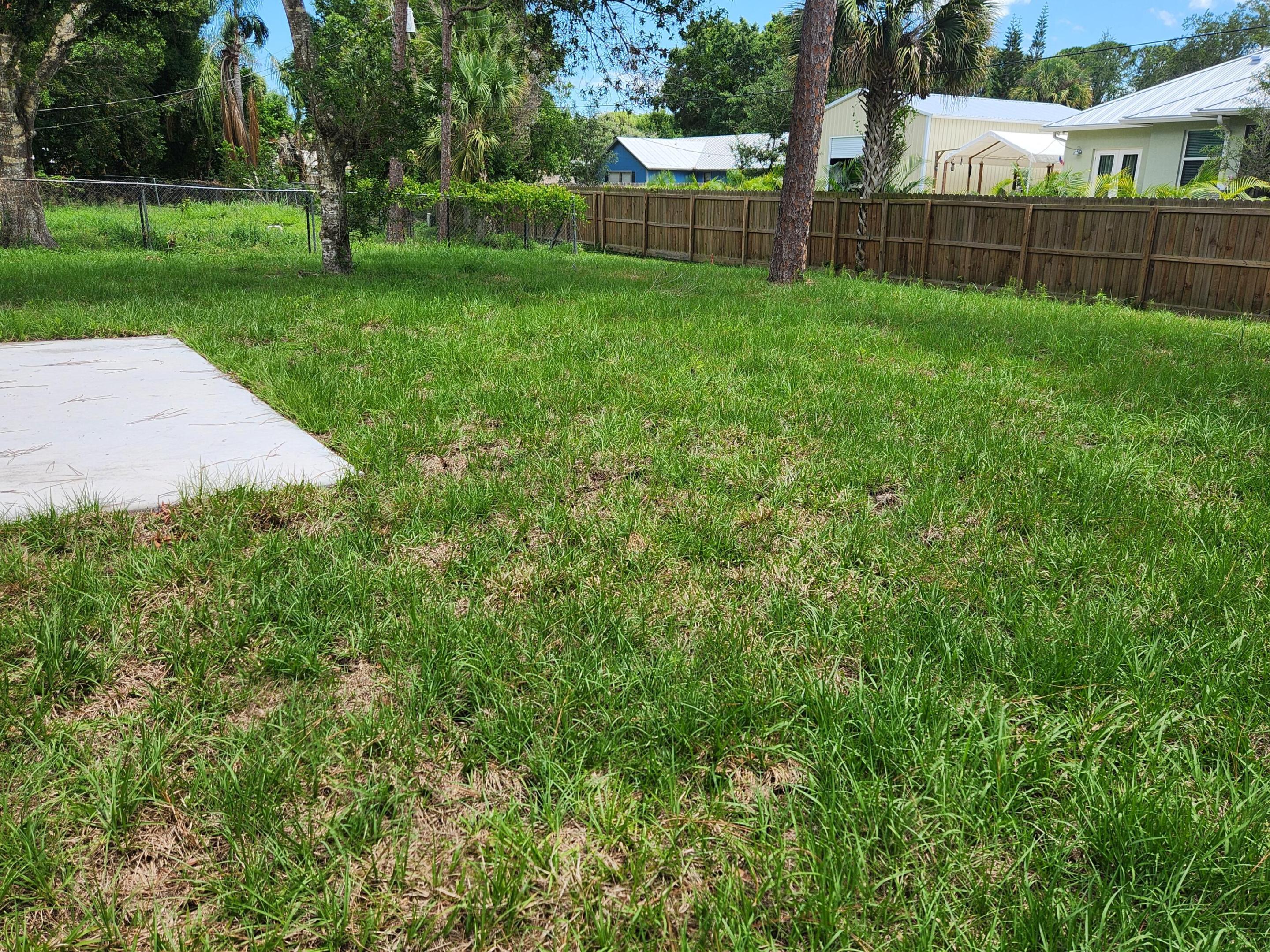 LAKEWOOD PARK UNIT 5 - Residential Lease