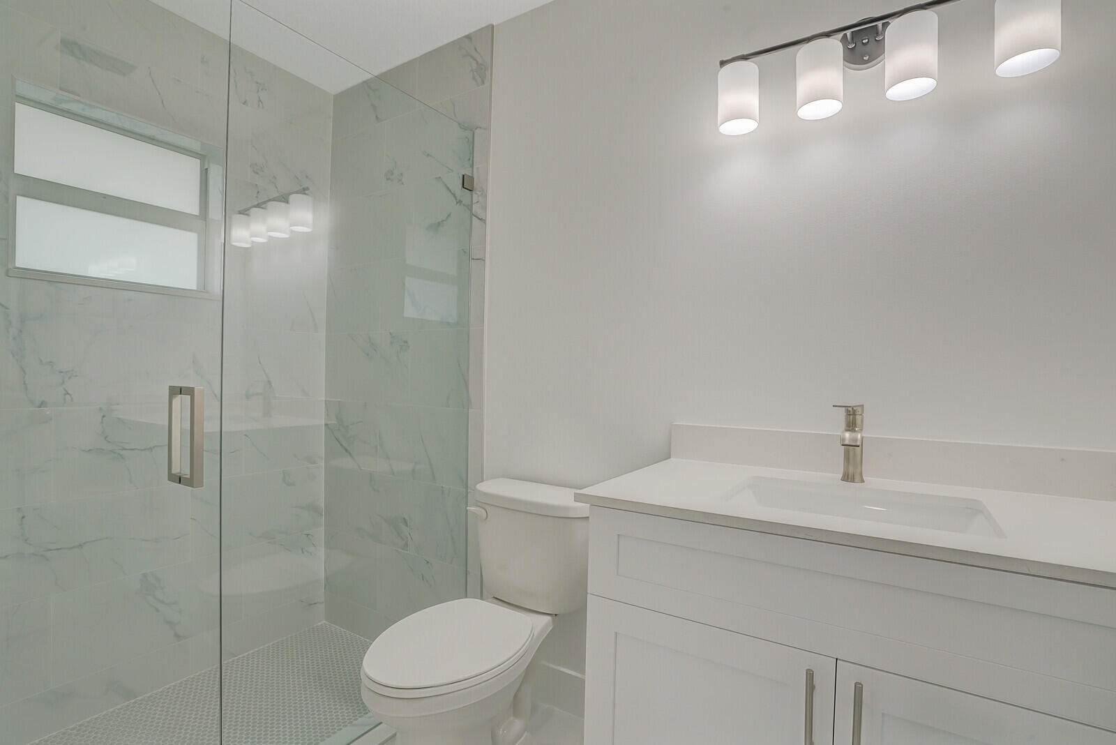 LAKEWOOD PARK UNIT 5 - Residential Lease