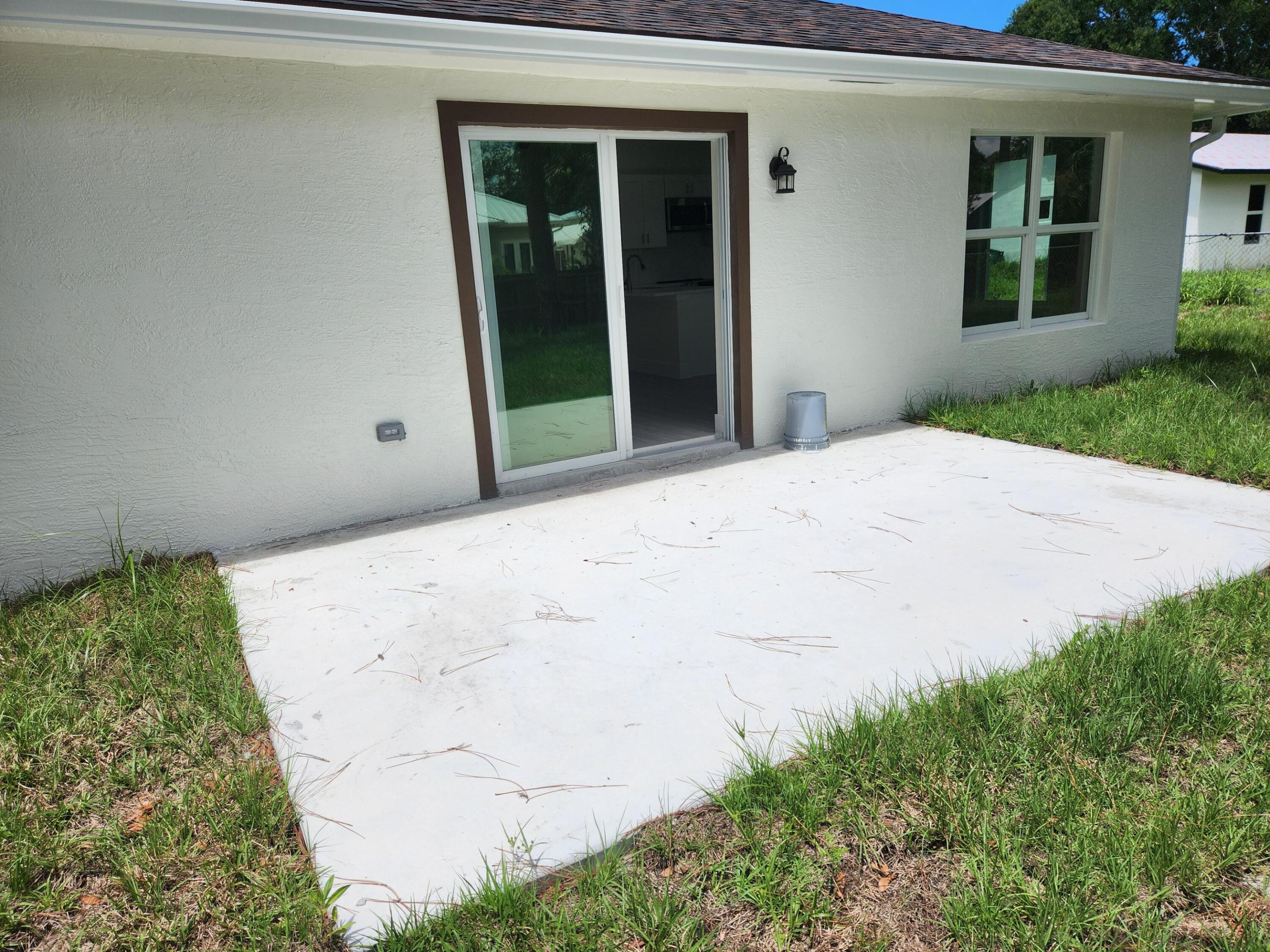 LAKEWOOD PARK UNIT 5 - Residential Lease
