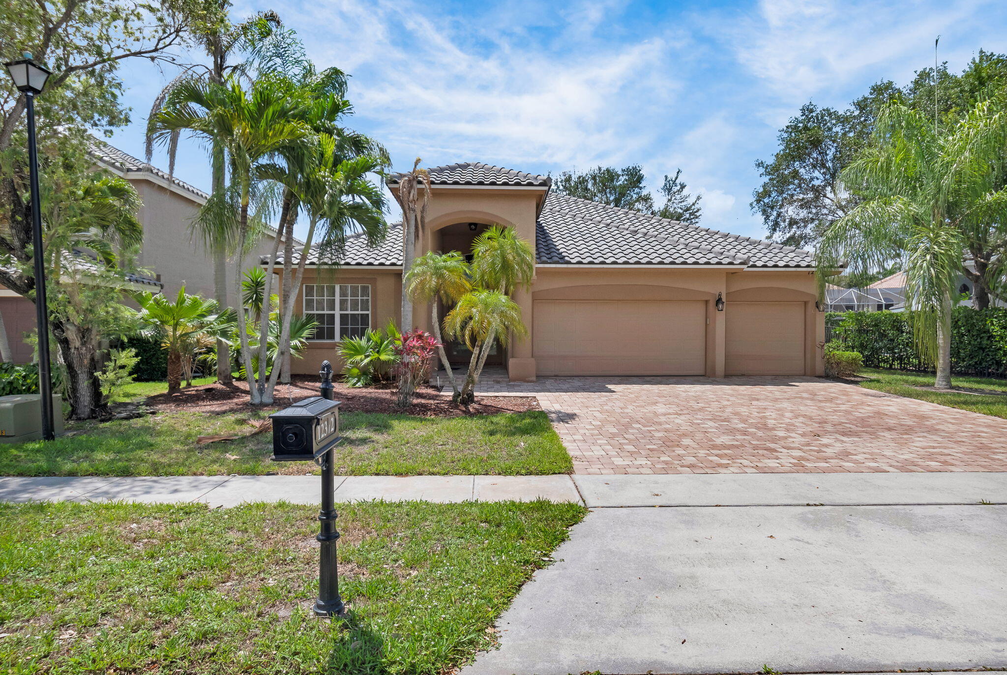 12372 Cascades Pointe Drive