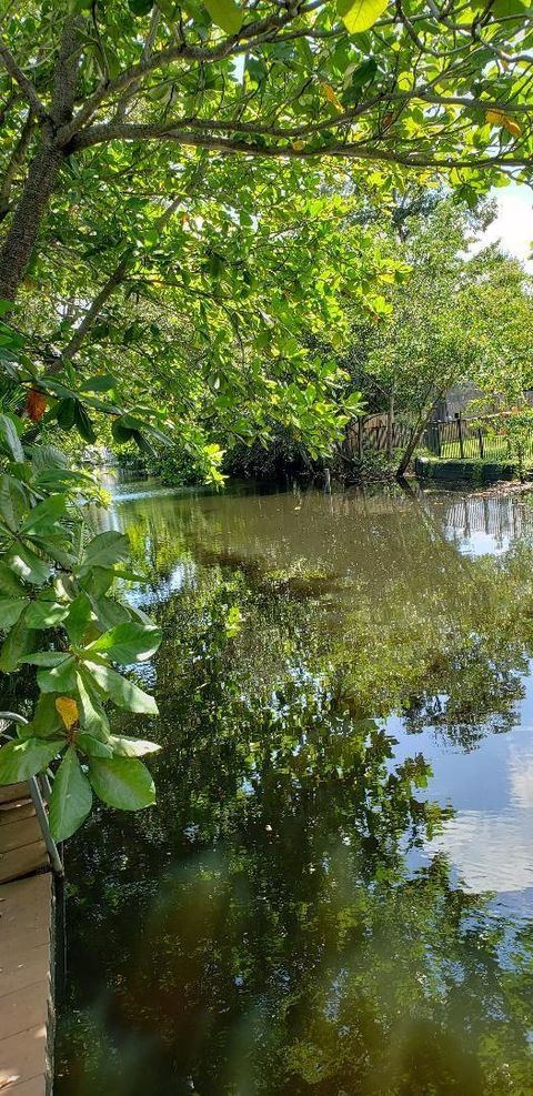 1949 SW 28 Terrace Fort Lauderdale FL 33312