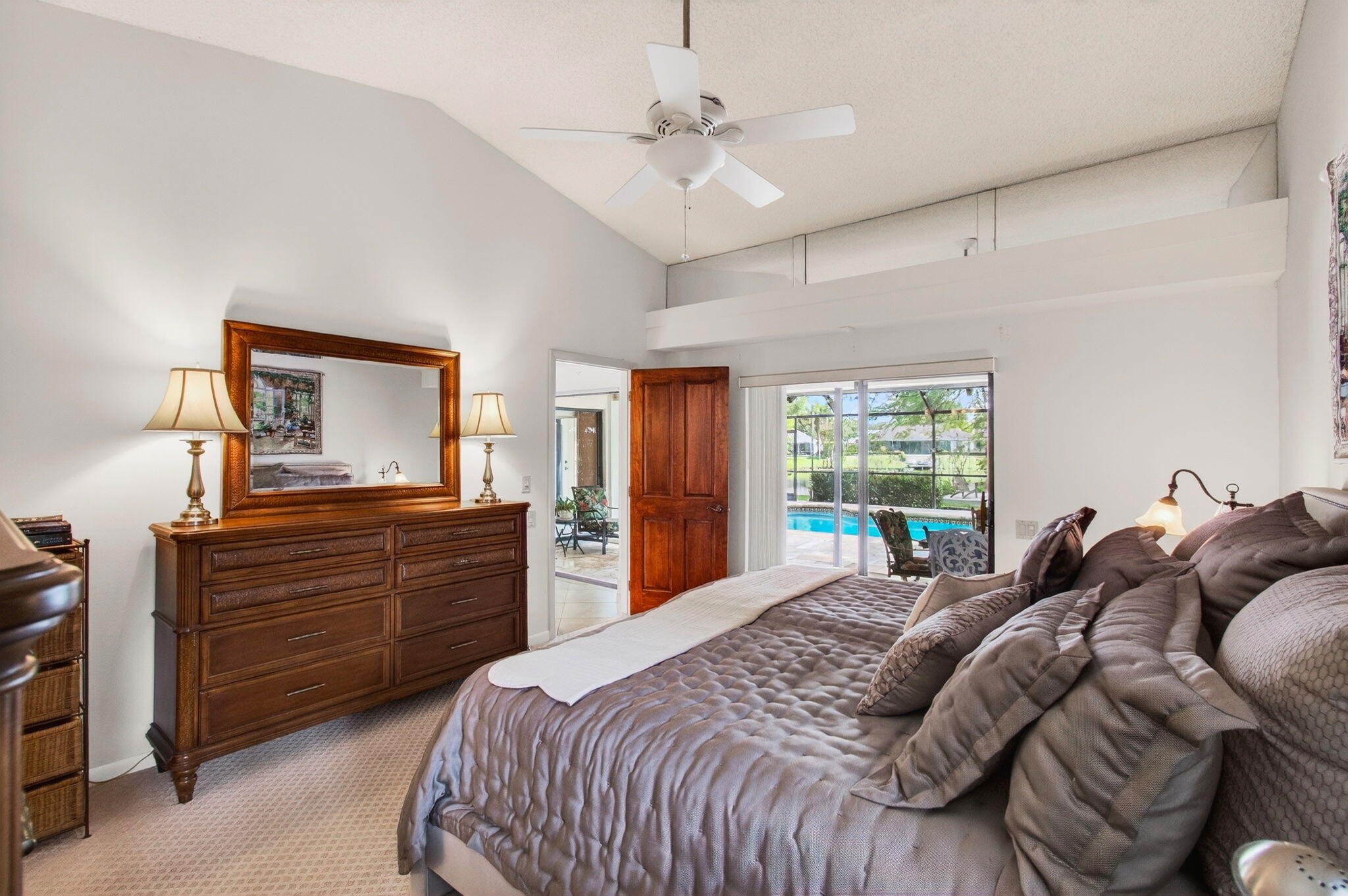 GREENVIEW SHORES 2 OF WELLINGTON - Residential