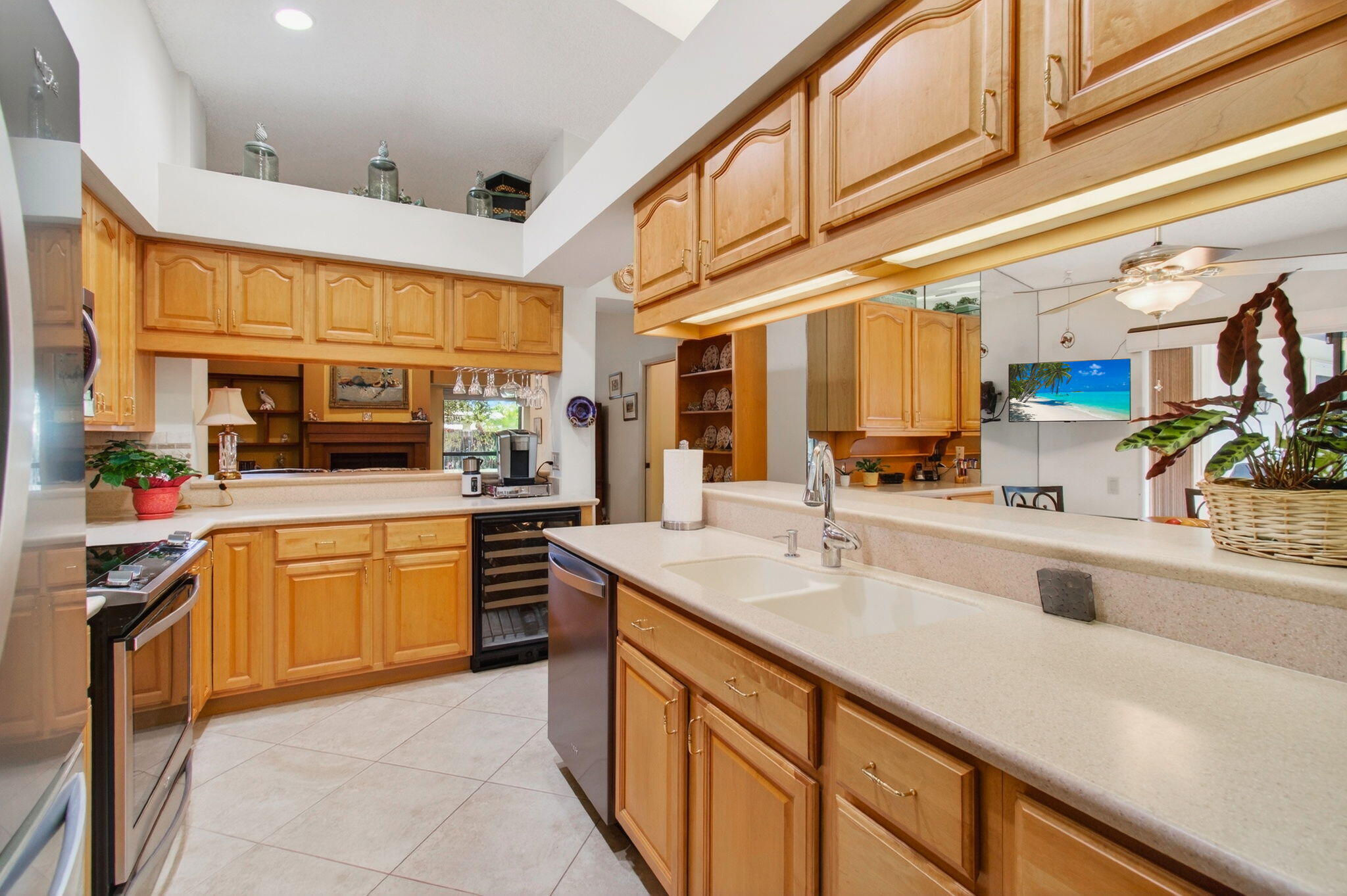 GREENVIEW SHORES 2 OF WELLINGTON - Residential