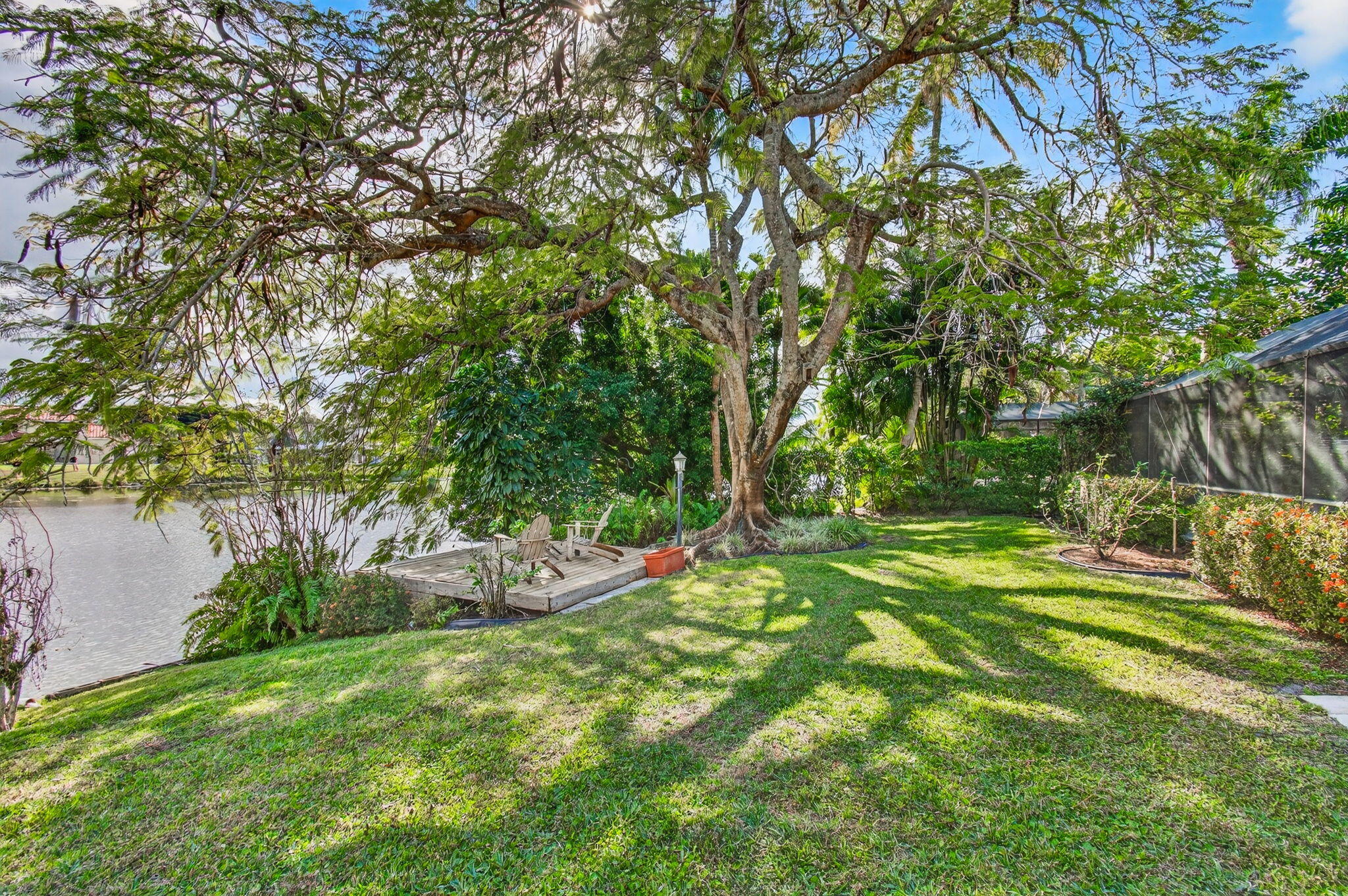 GREENVIEW SHORES 2 OF WELLINGTON - Residential