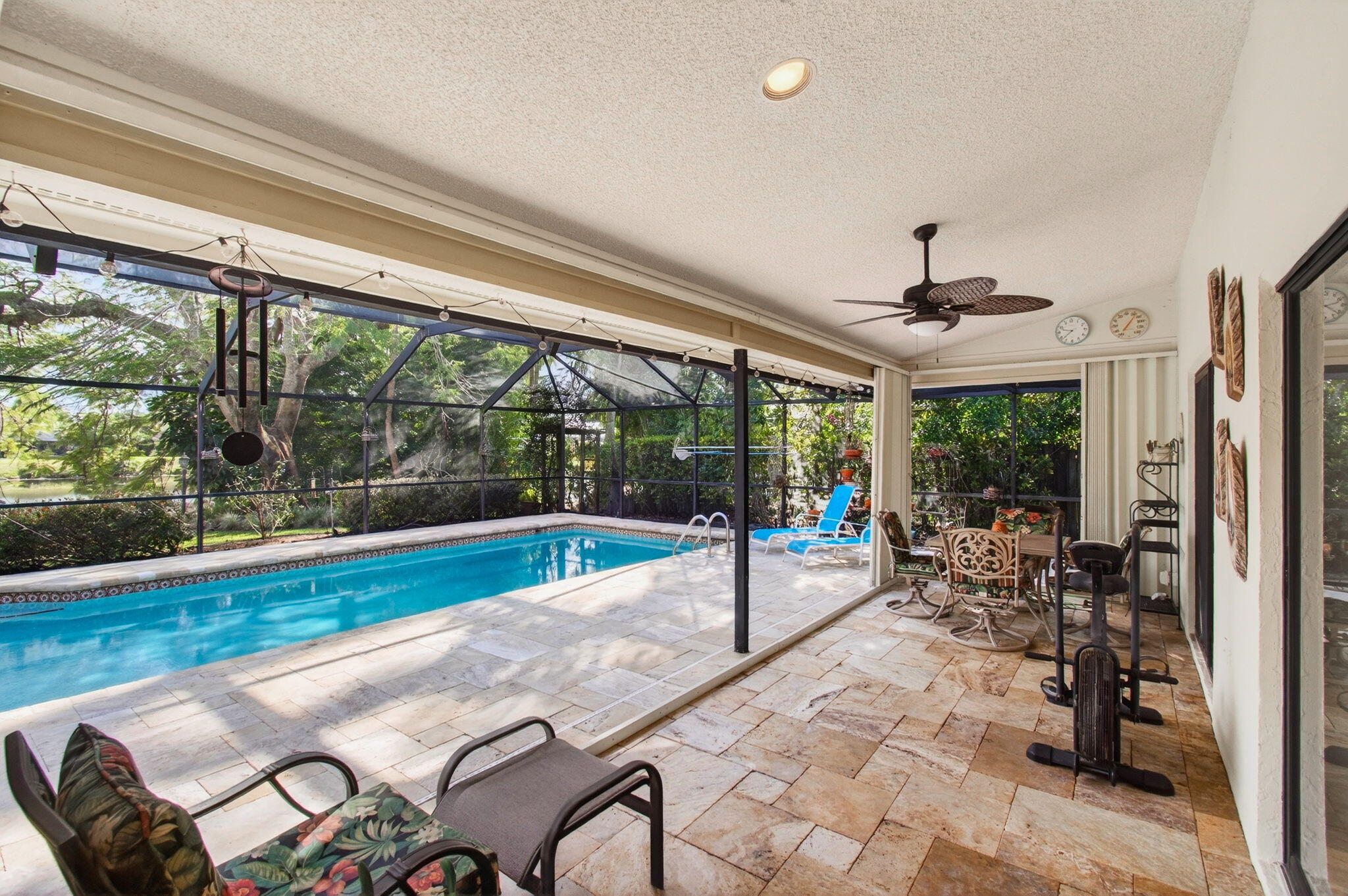 GREENVIEW SHORES 2 OF WELLINGTON - Residential