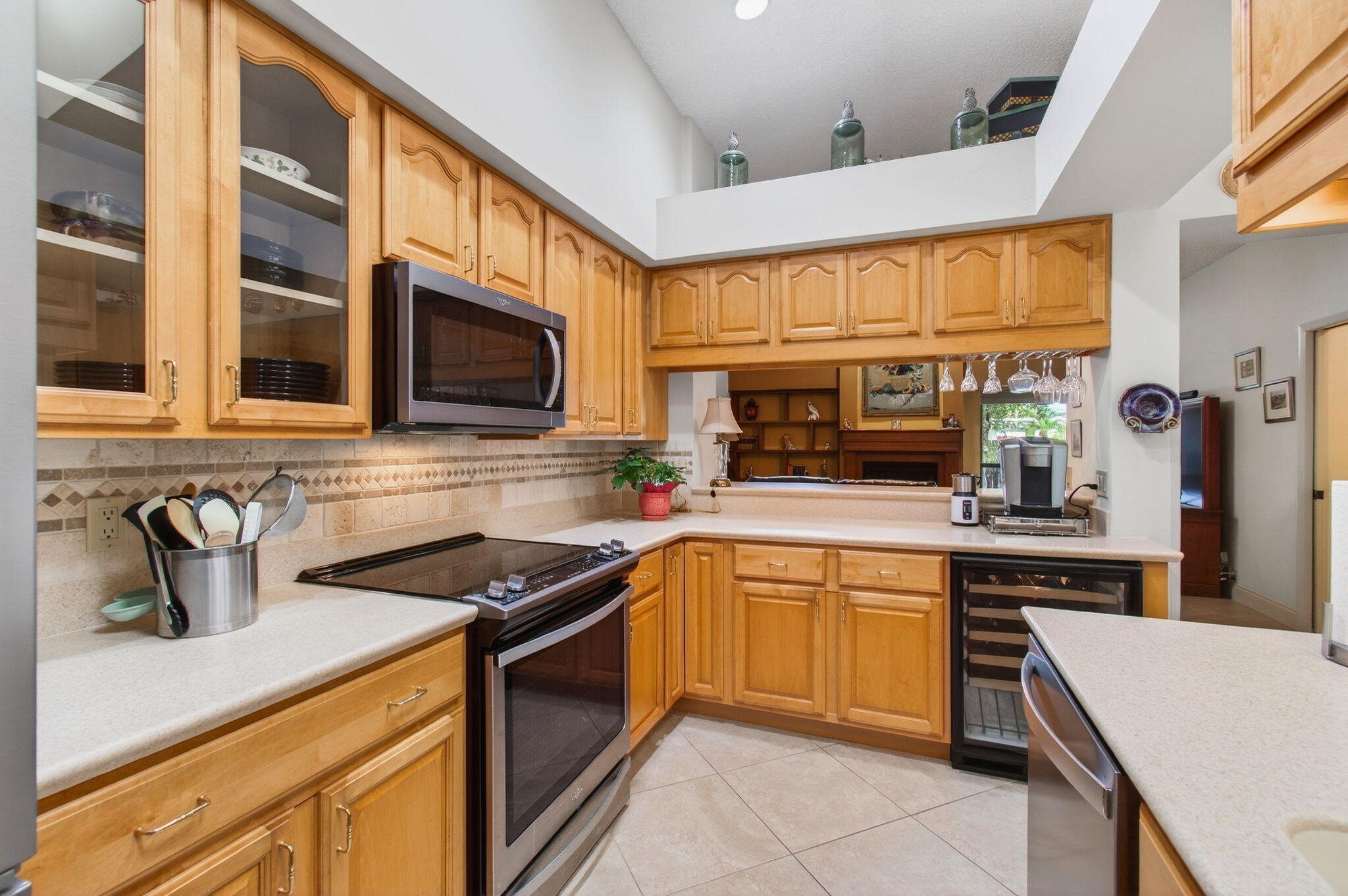 GREENVIEW SHORES 2 OF WELLINGTON - Residential