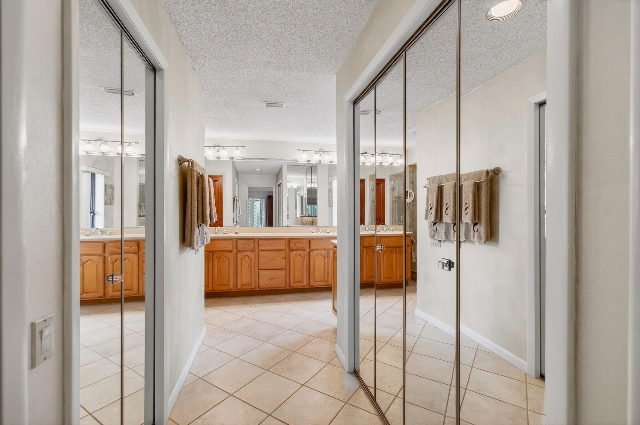 GREENVIEW SHORES 2 OF WELLINGTON - Residential