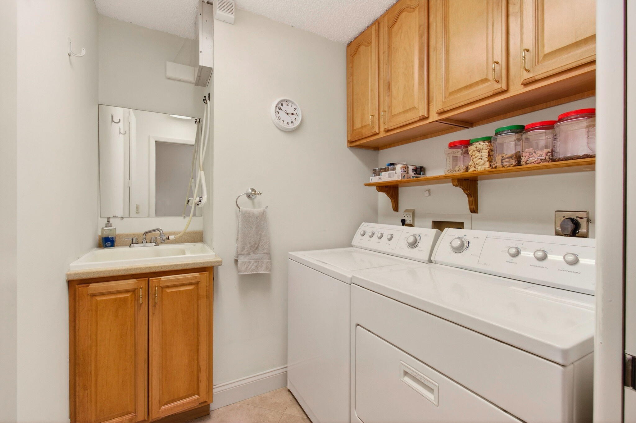 GREENVIEW SHORES 2 OF WELLINGTON - Residential