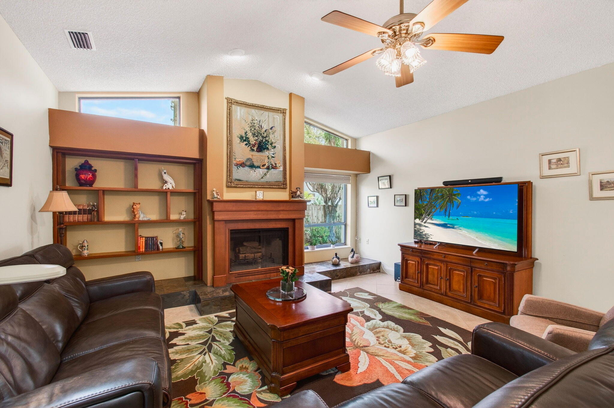 GREENVIEW SHORES 2 OF WELLINGTON - Residential