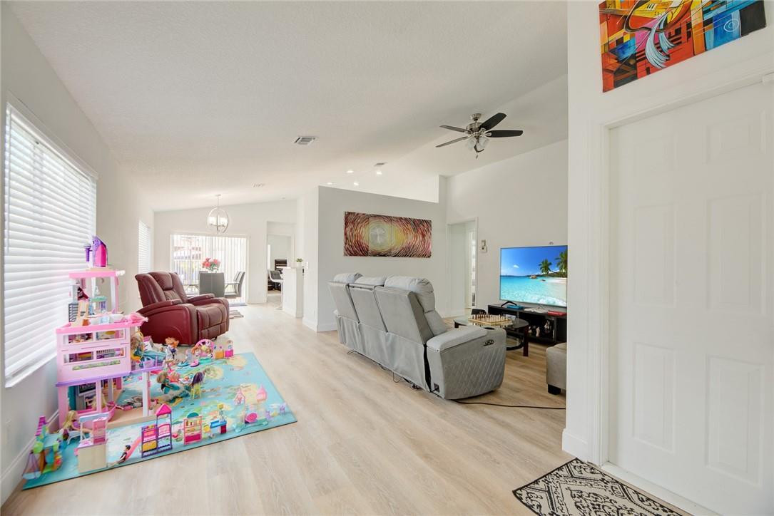 Savanna - Residential