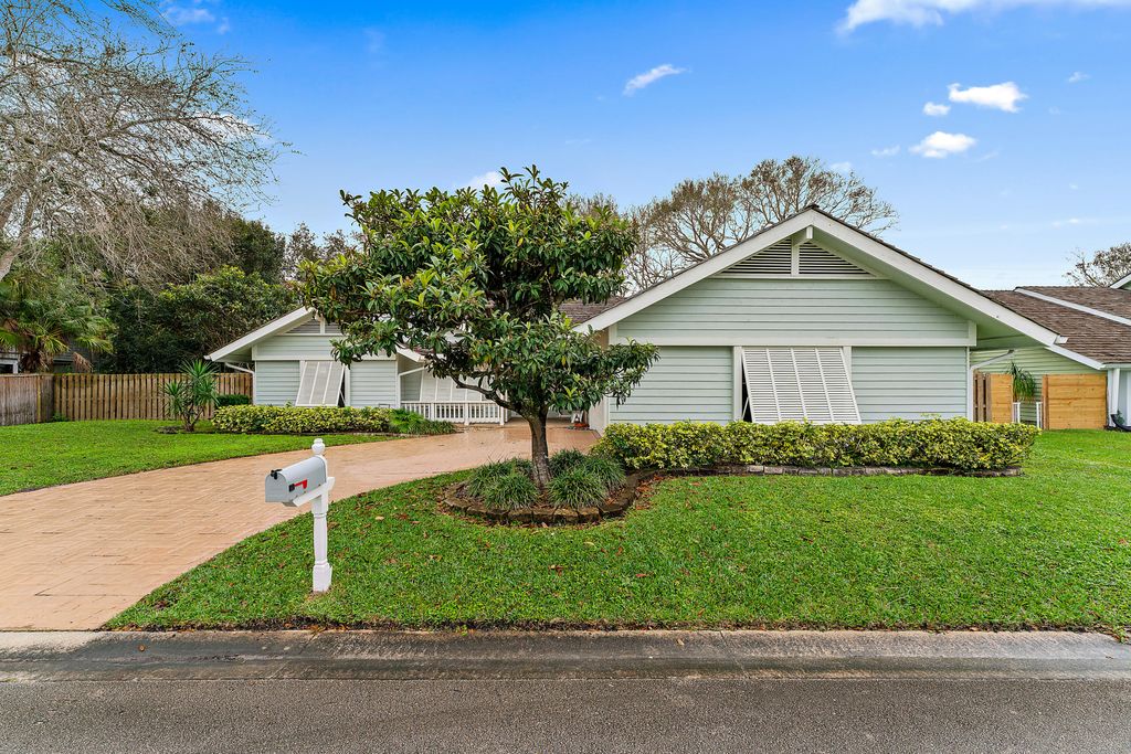 Photo of 10360 SE Jupiter Narrows Drive, Hobe Sound, FL 33455 (MLS # R10972254)