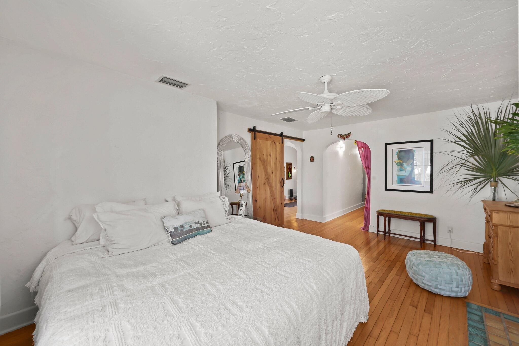LAKE WORTH TOWN OF - Residential