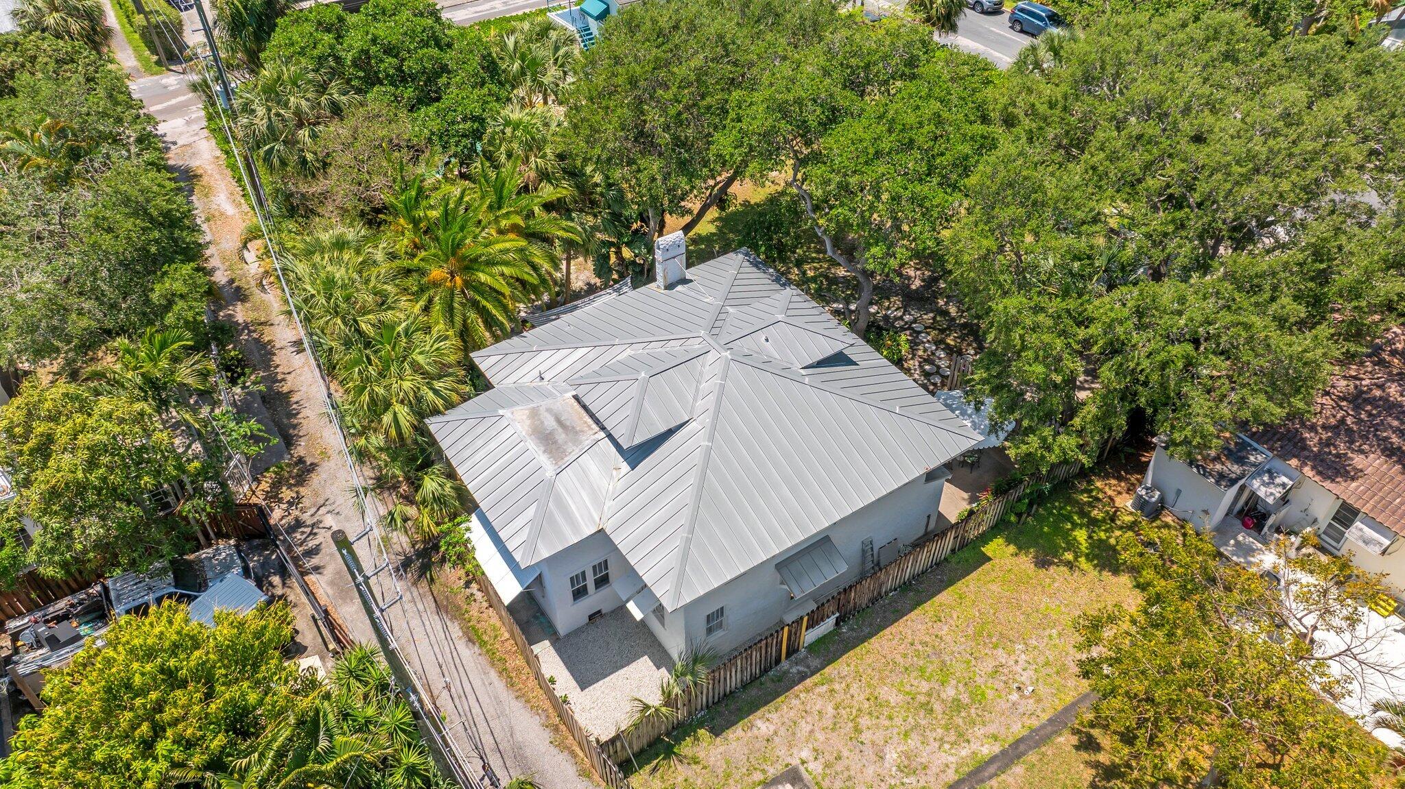 LAKE WORTH TOWN OF - Residential