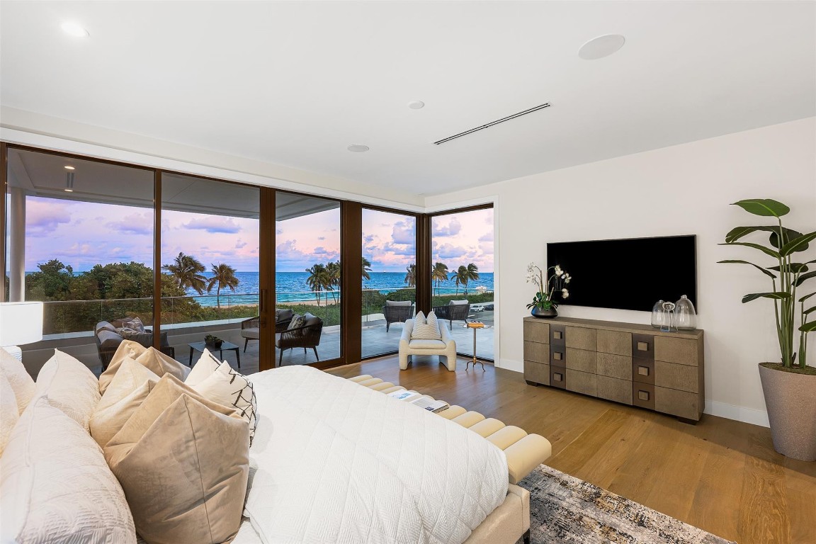 1813 N Fort Lauderdale Beach Boulevard