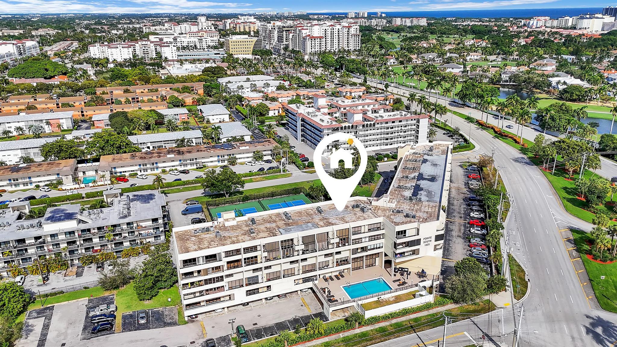 POINTE CONDO - Residential