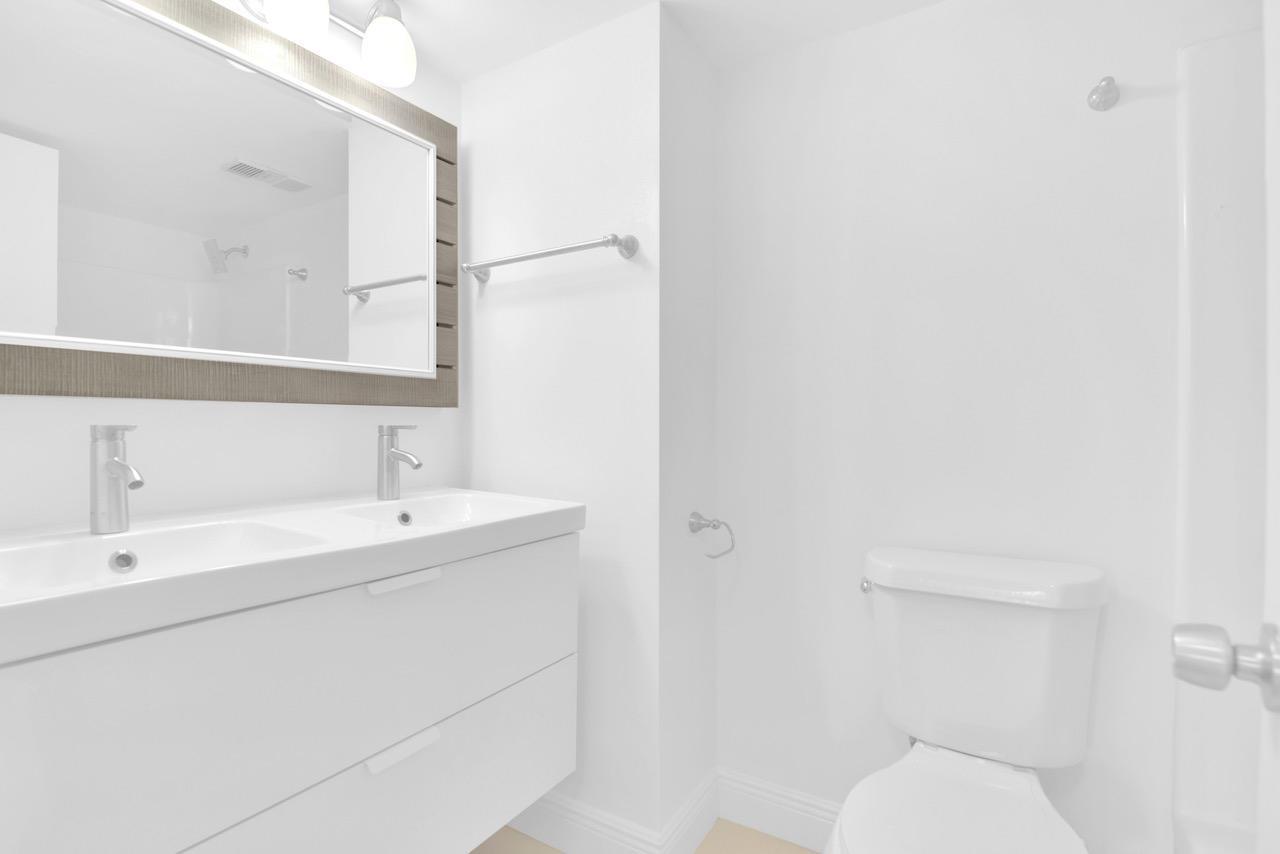 POINTE CONDO - Residential